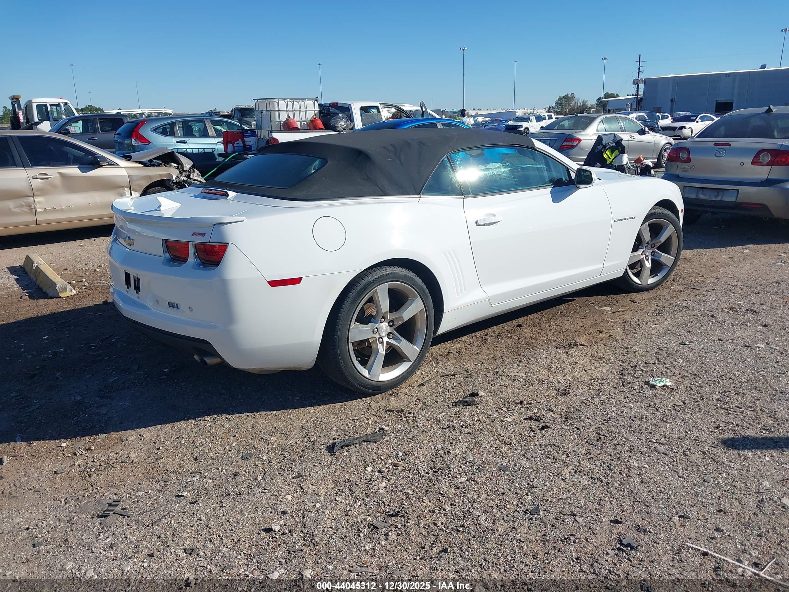 CHEVROLET CAMARO image 4