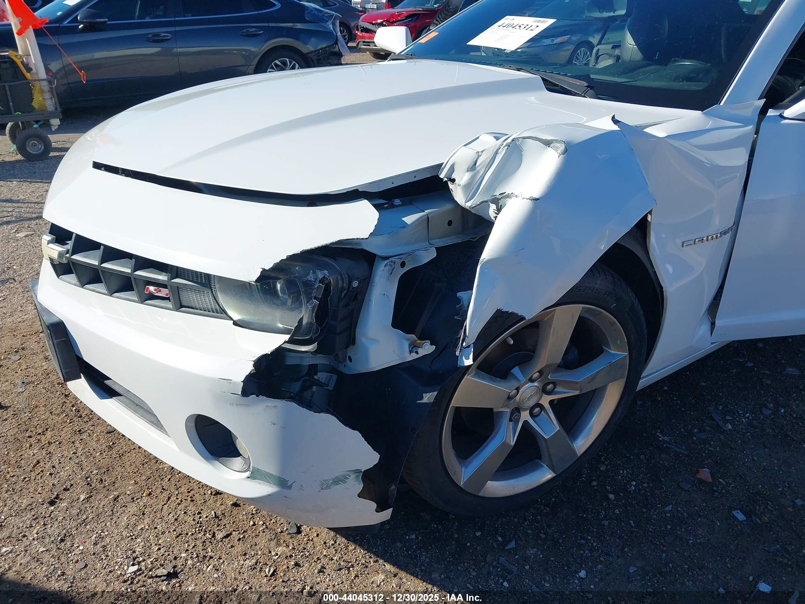 CHEVROLET CAMARO image 6
