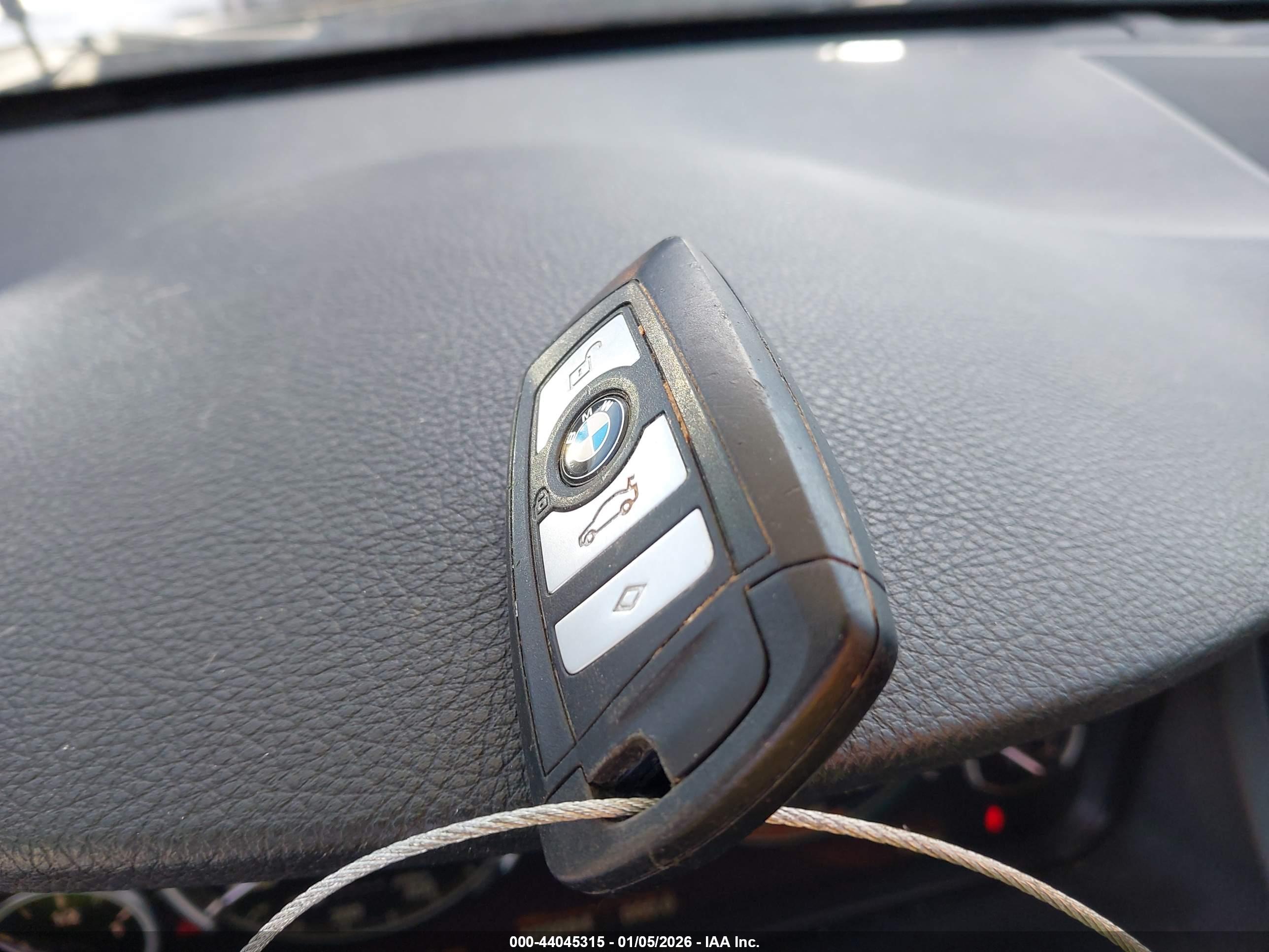 BMW 535I image 11