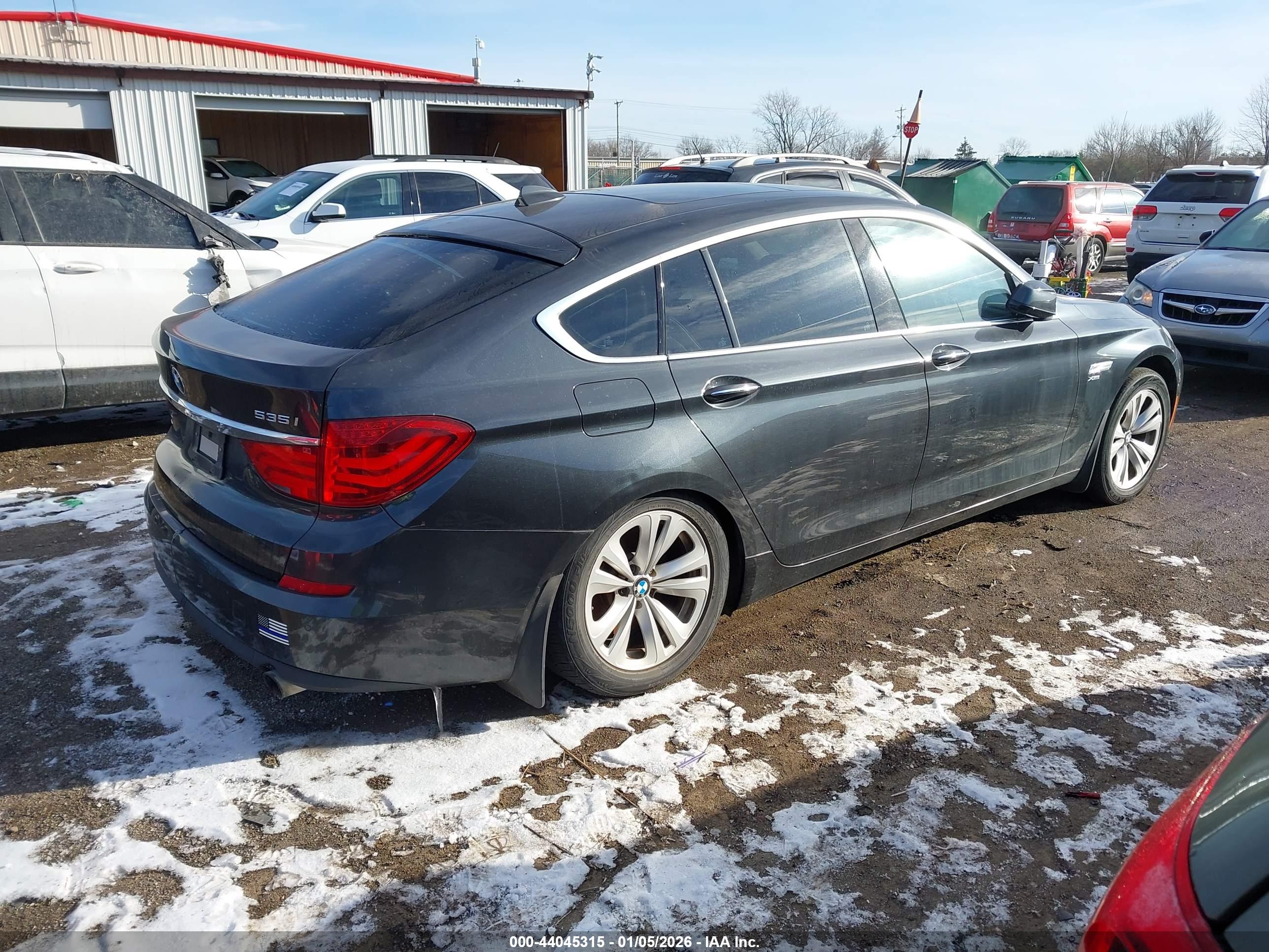 BMW 535I image 4
