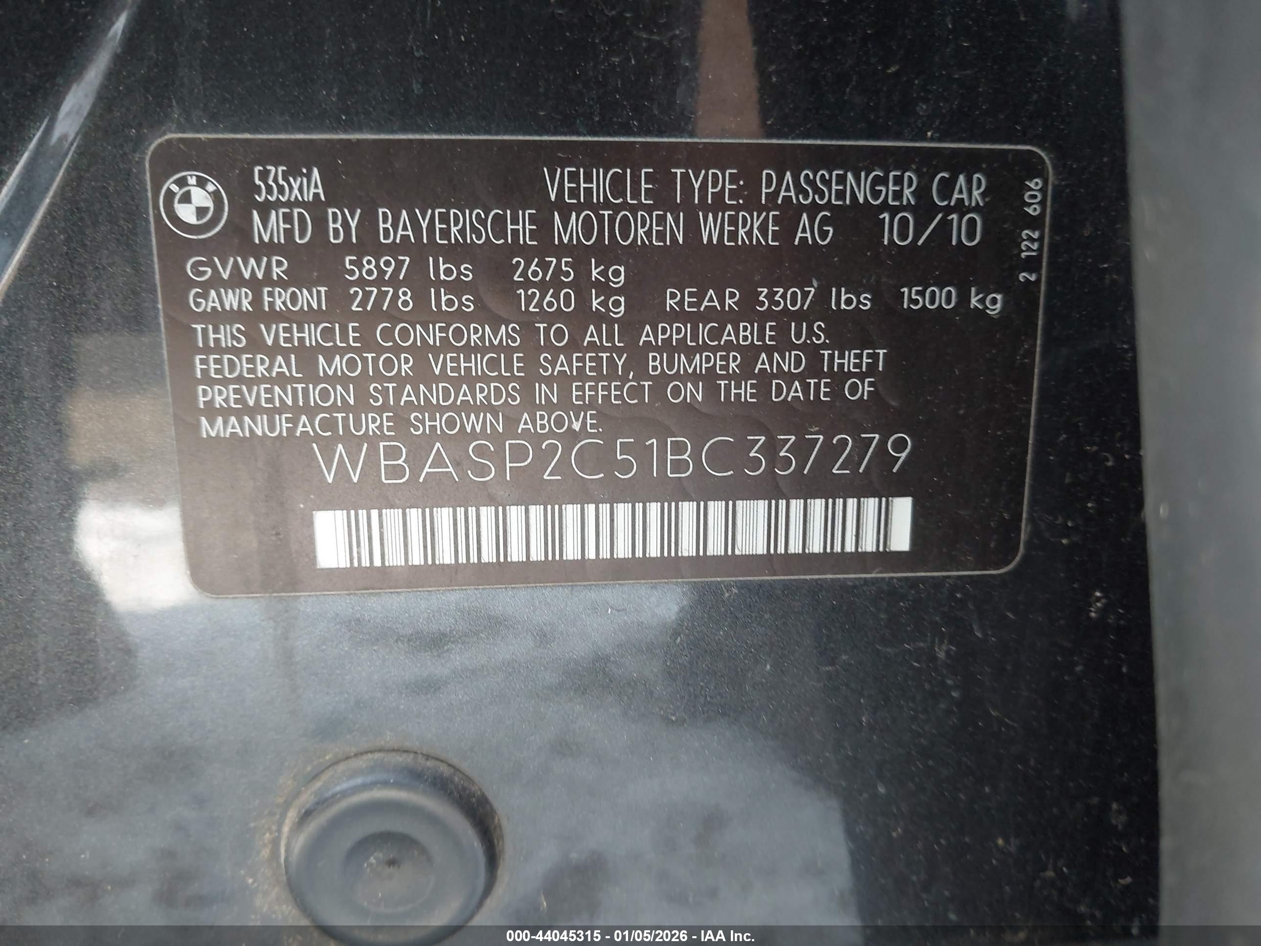 BMW 535I image 9