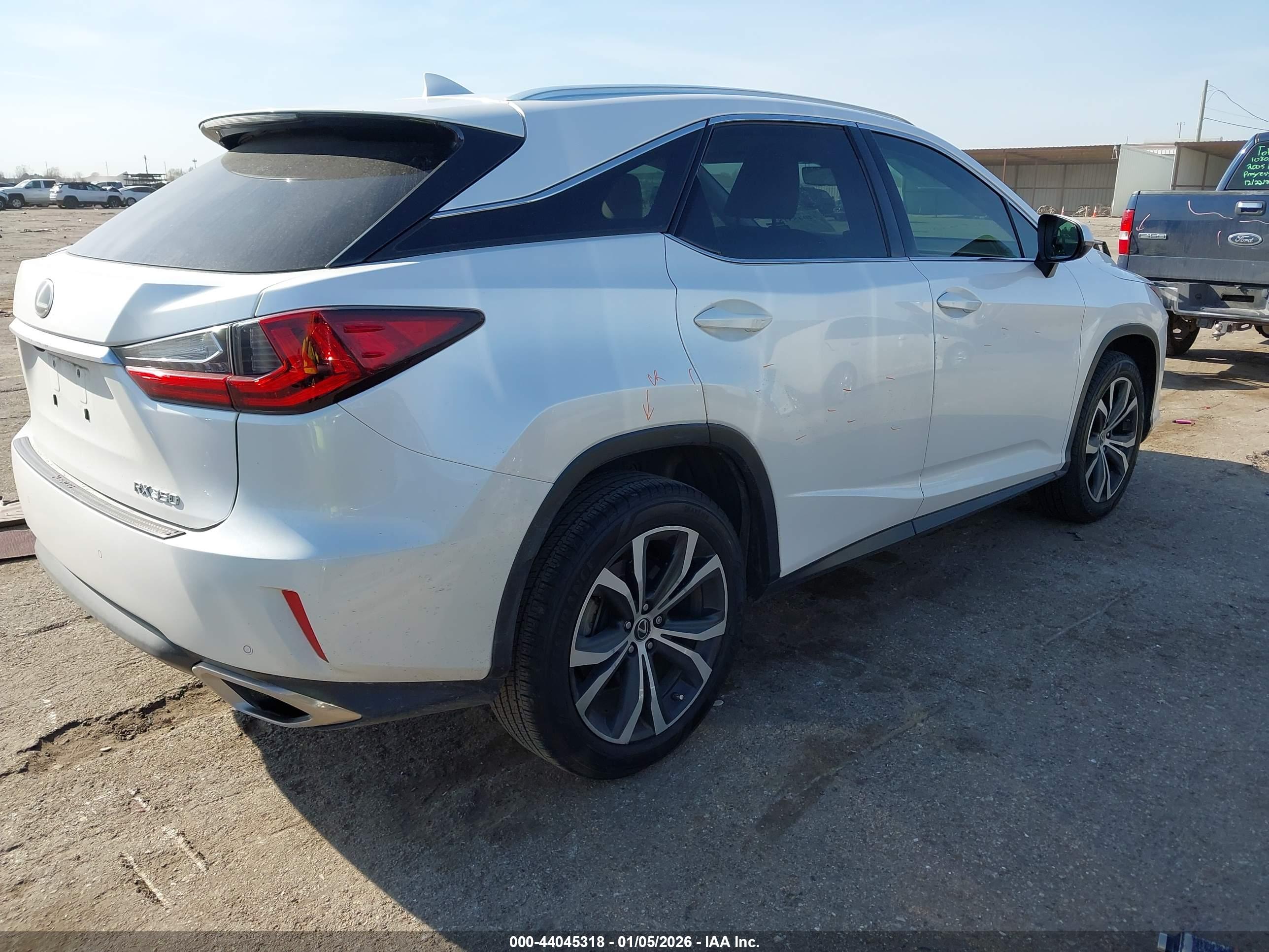 LEXUS RX image 4