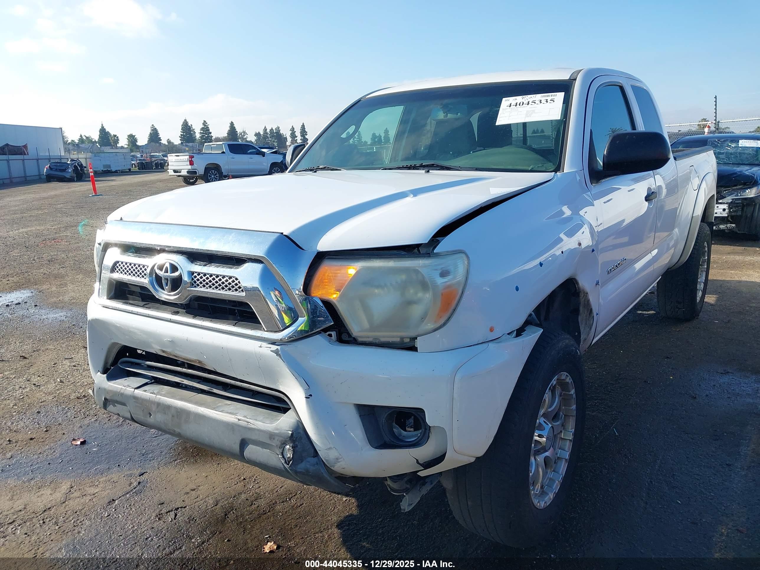 TOYOTA TACOMA image 2