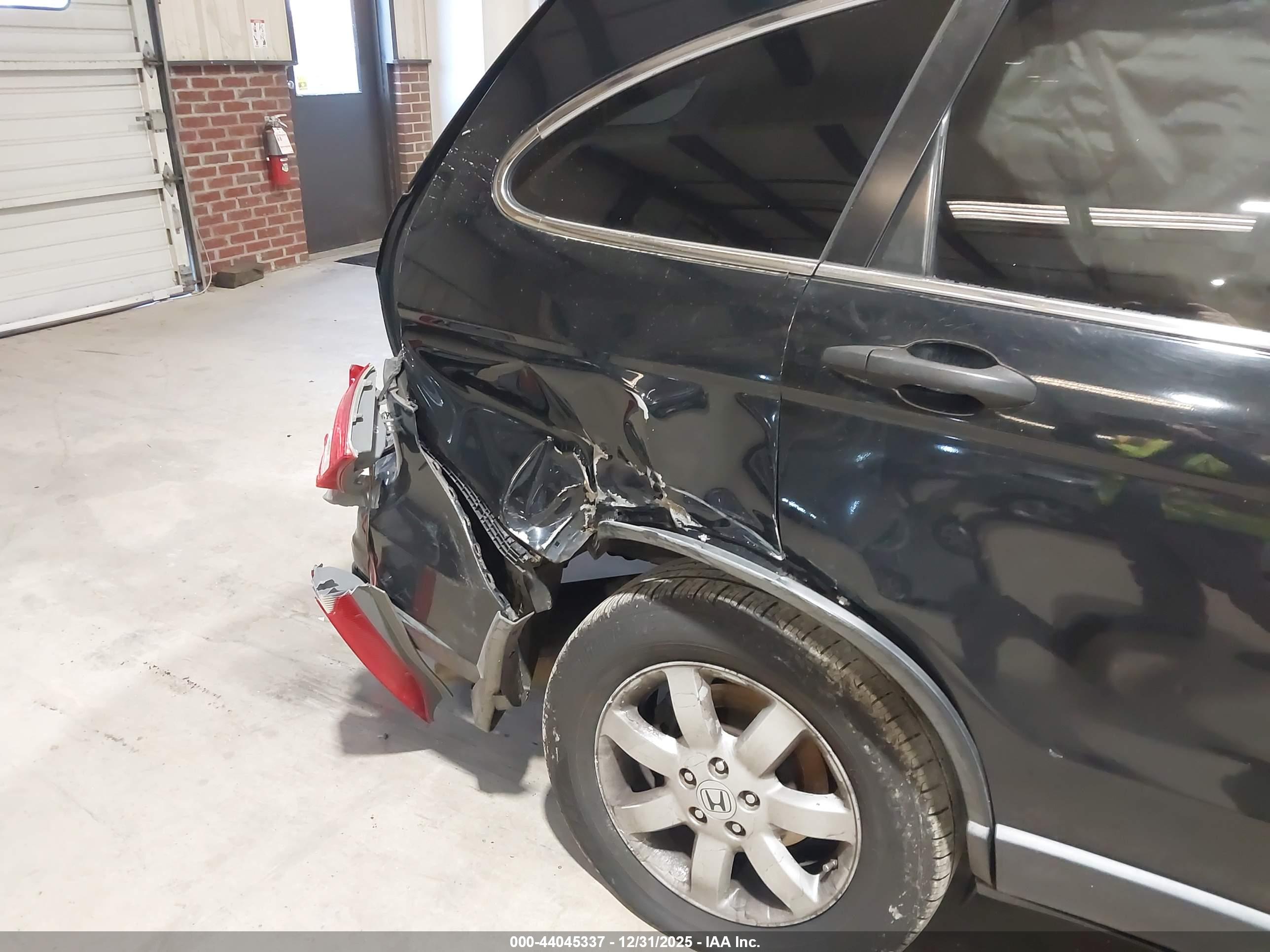 HONDA CR-V image 6