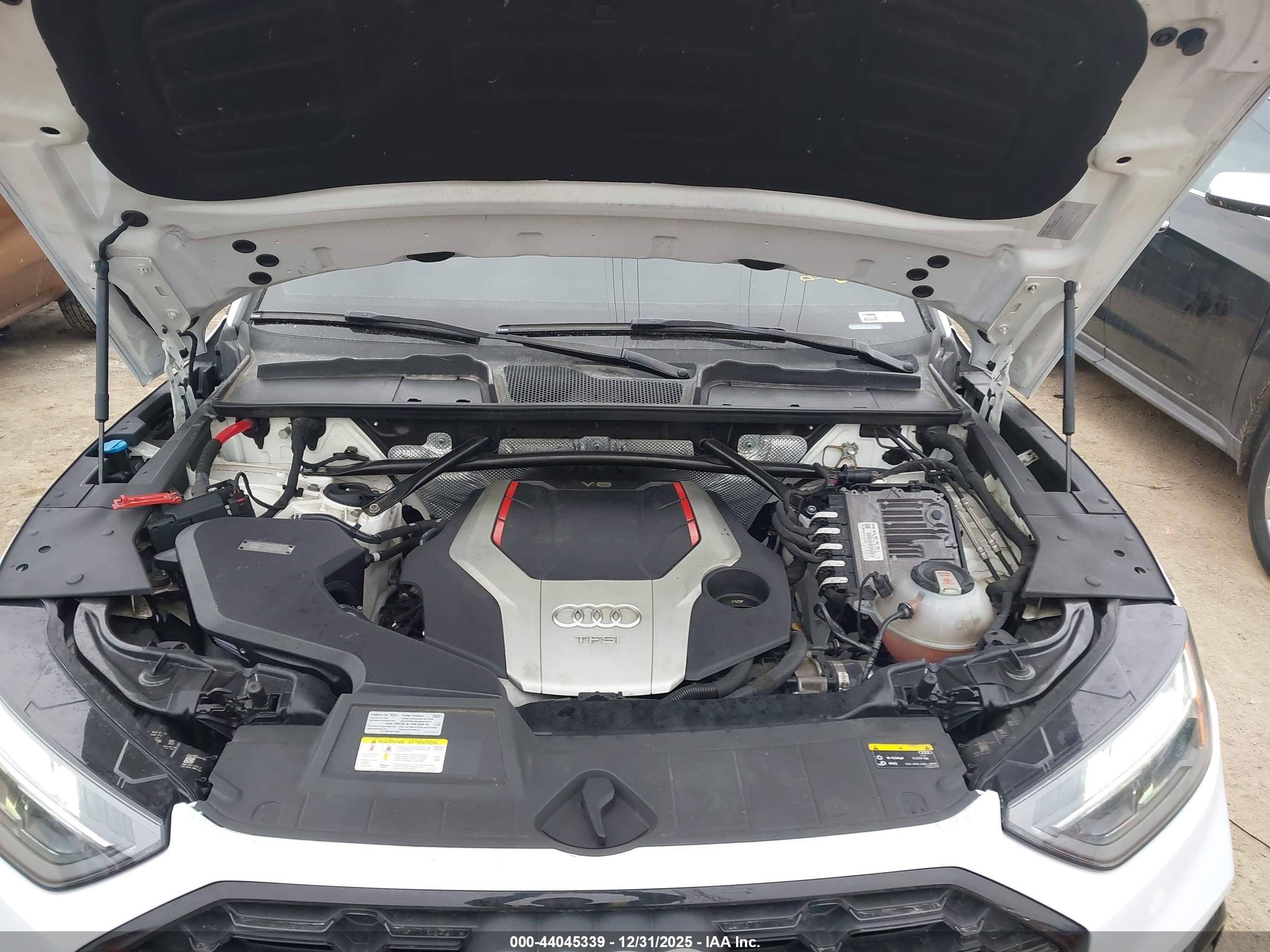 AUDI SQ5 image 10