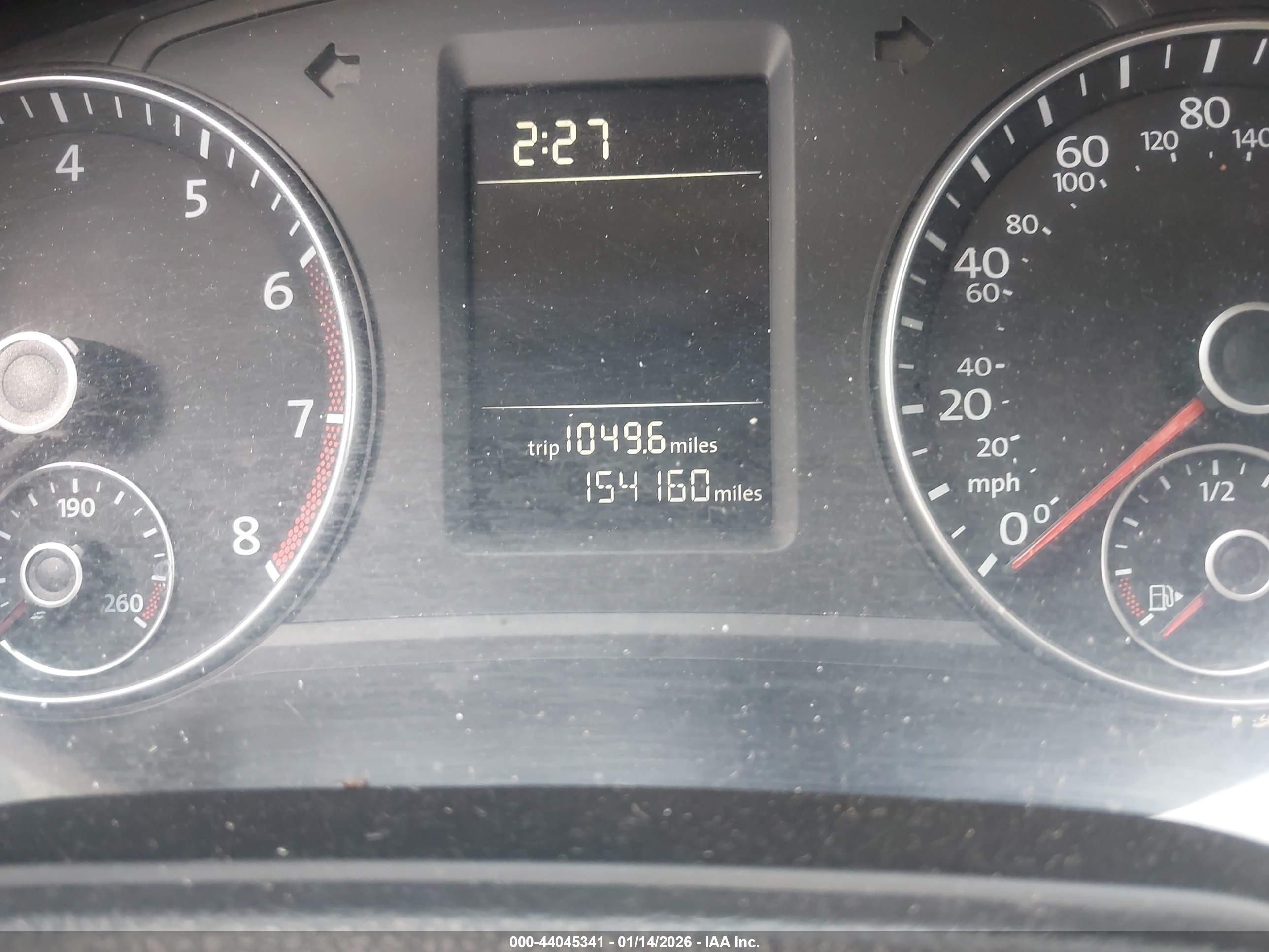 VOLKSWAGEN PASSAT image 7