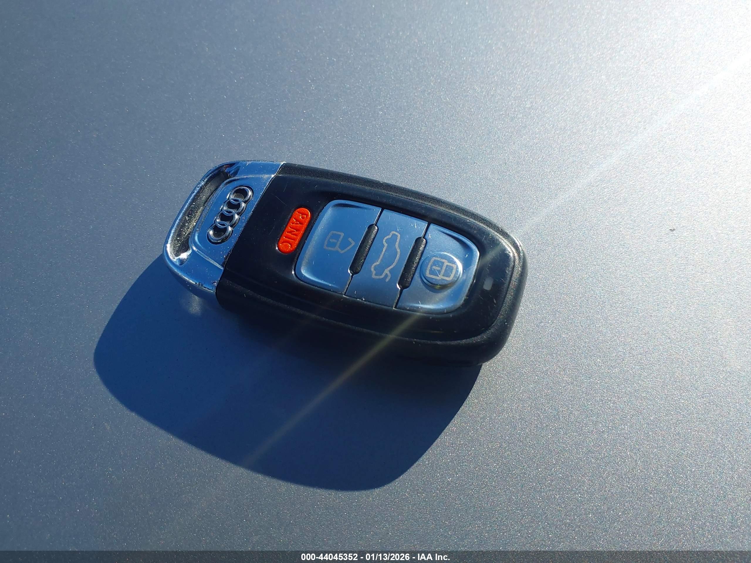 AUDI A8 image 11