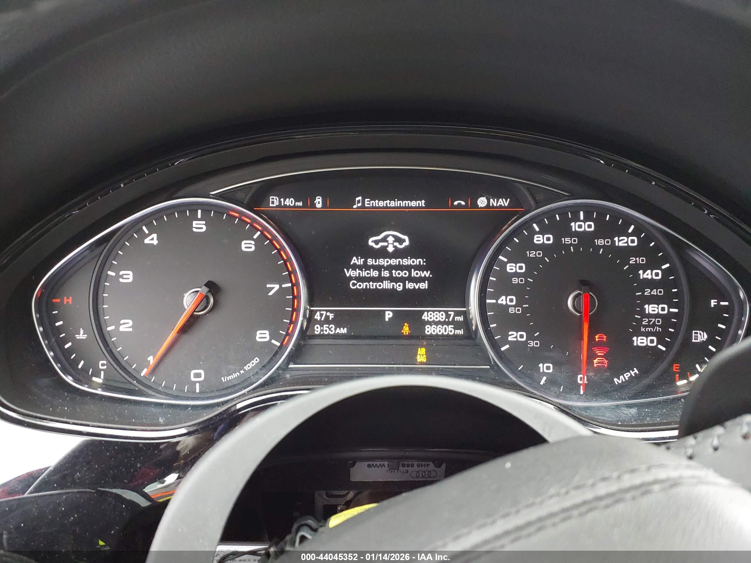AUDI A8 image 7