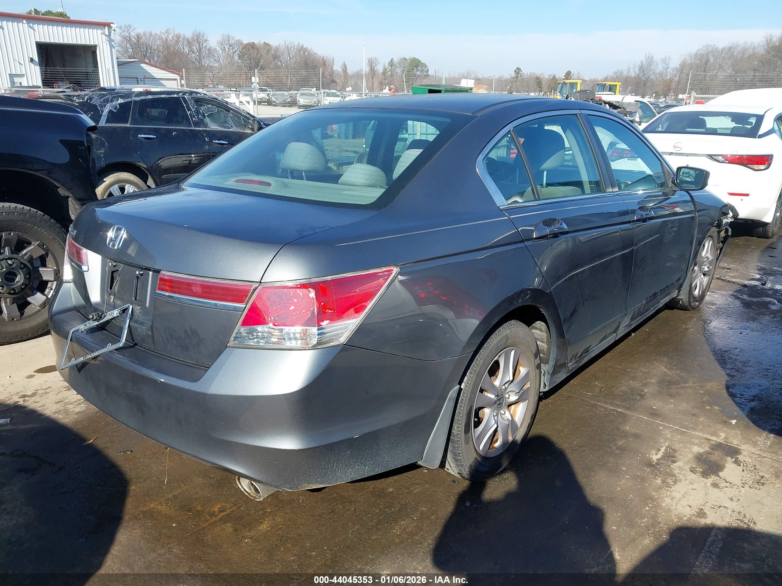 HONDA ACCORD image 4