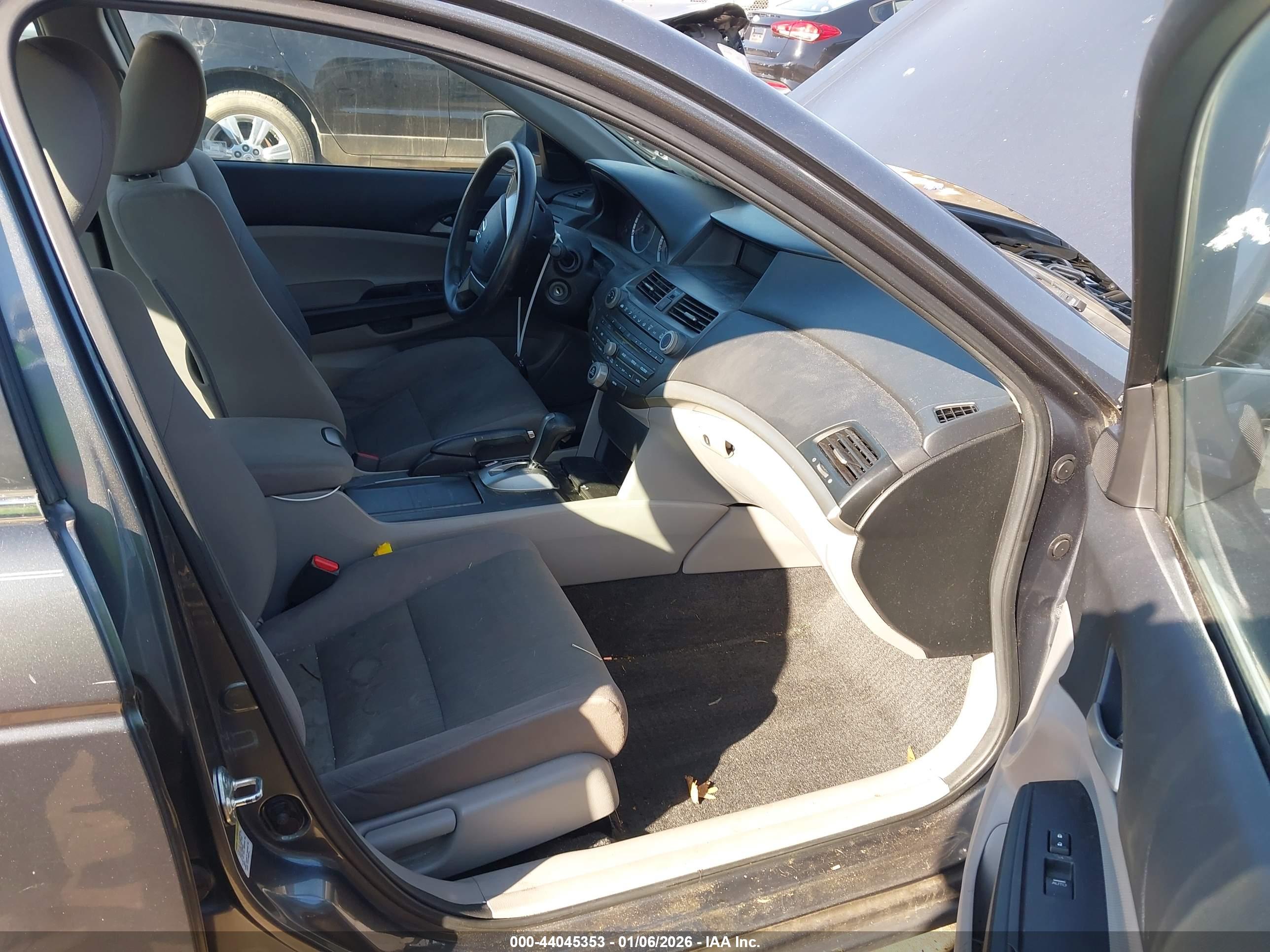 HONDA ACCORD image 5