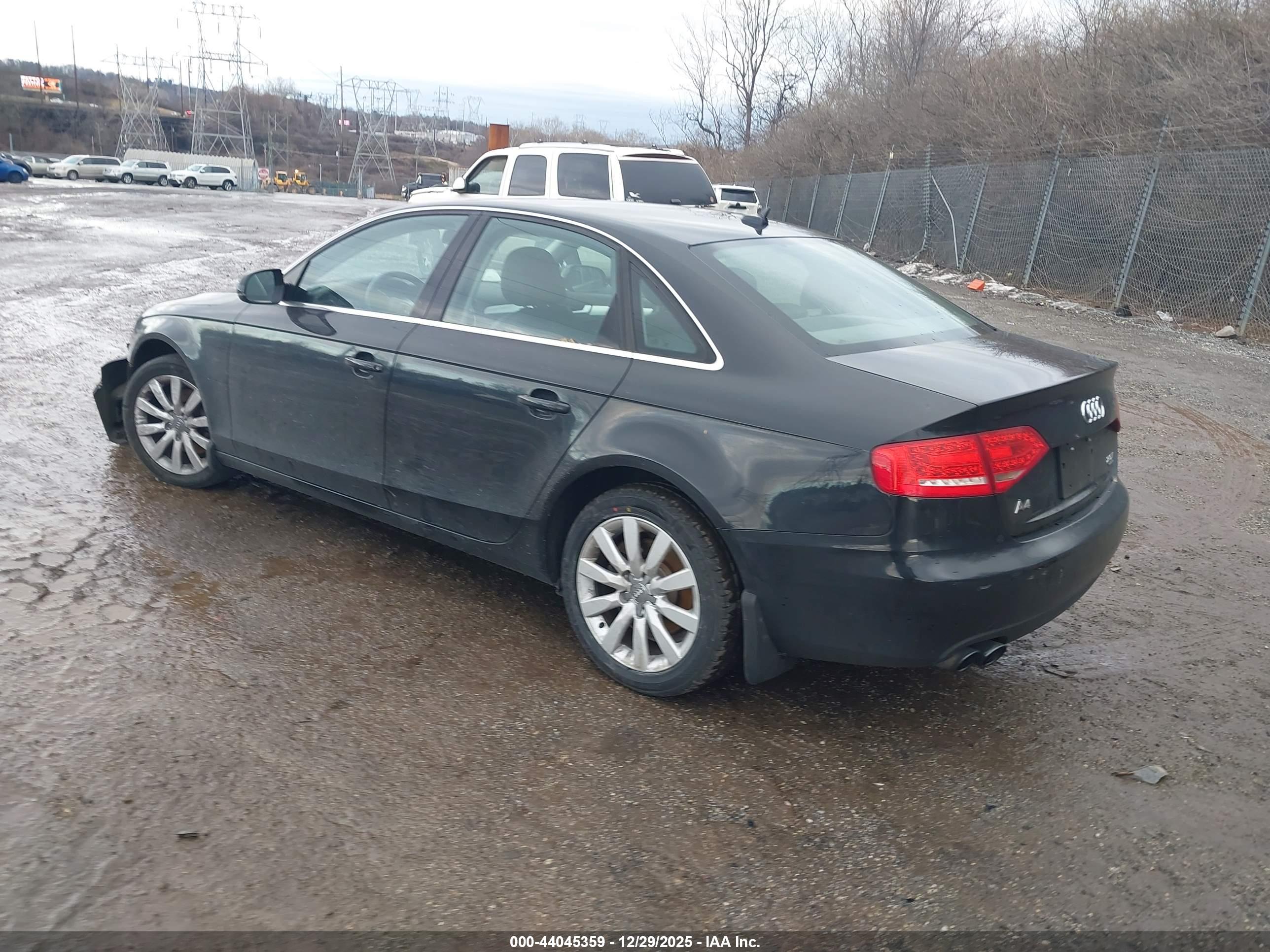 AUDI A4 image 3