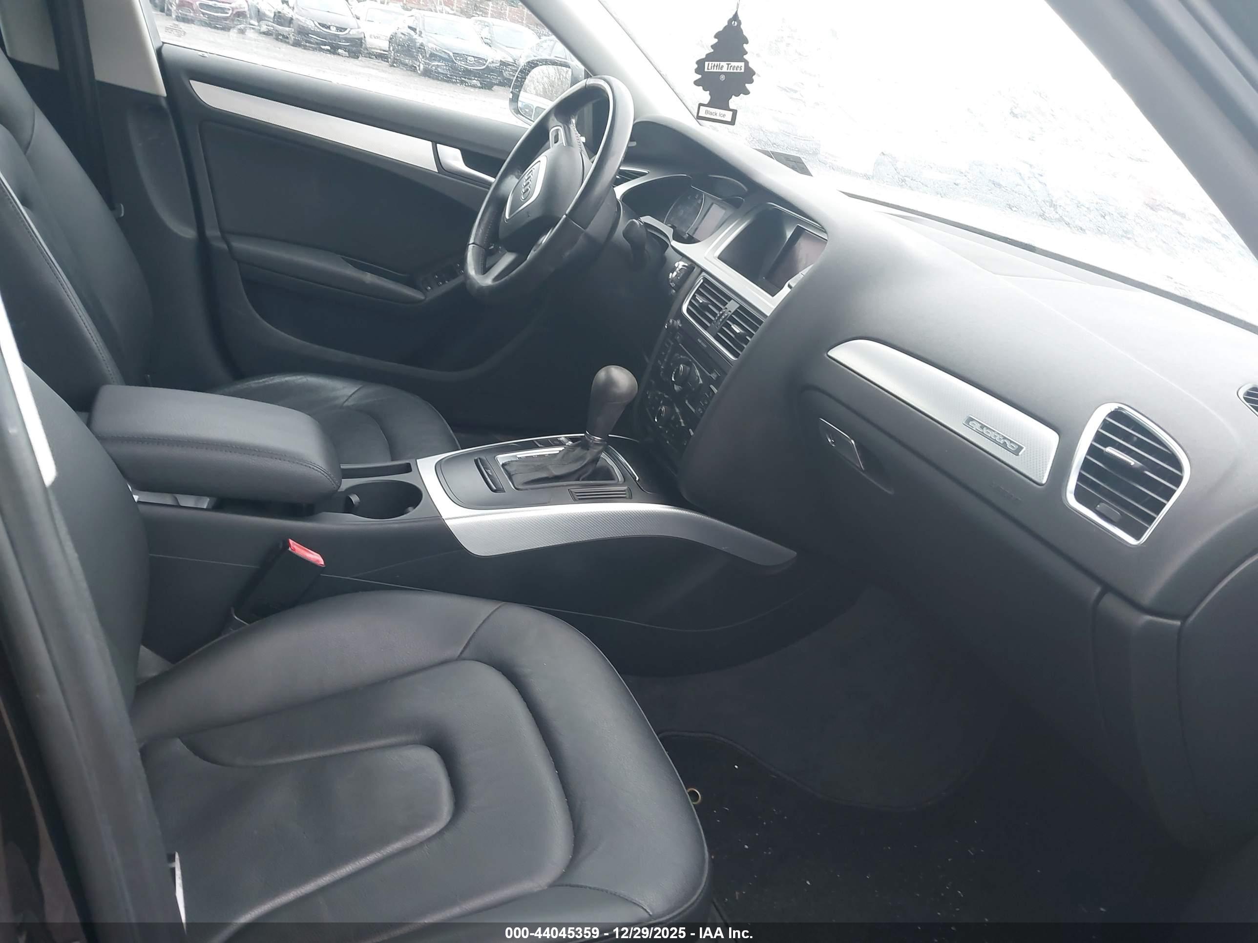 AUDI A4 image 5