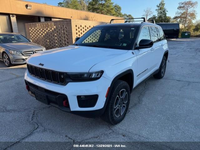 JEEP GRAND image 2