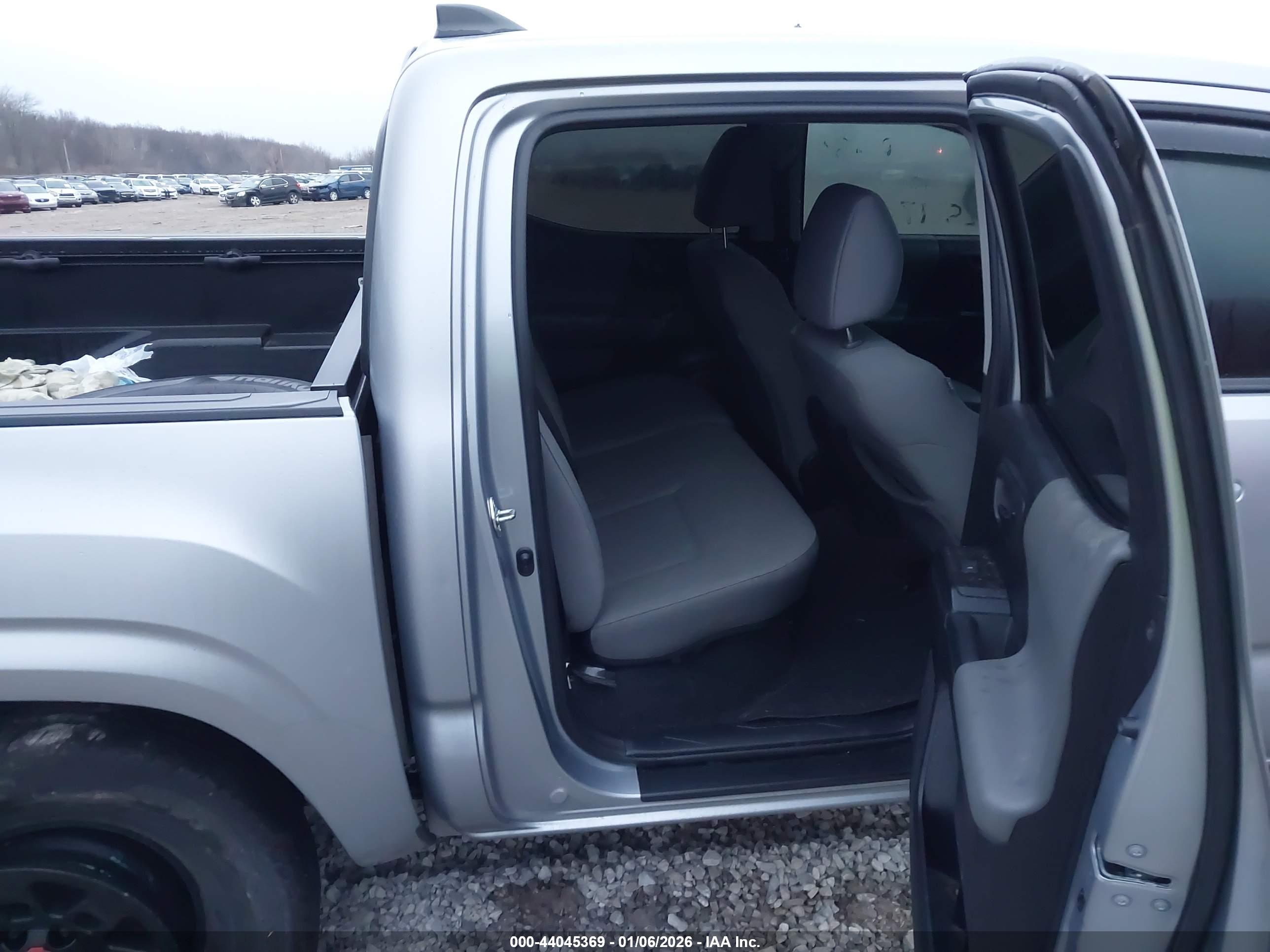 TOYOTA TACOMA image 8