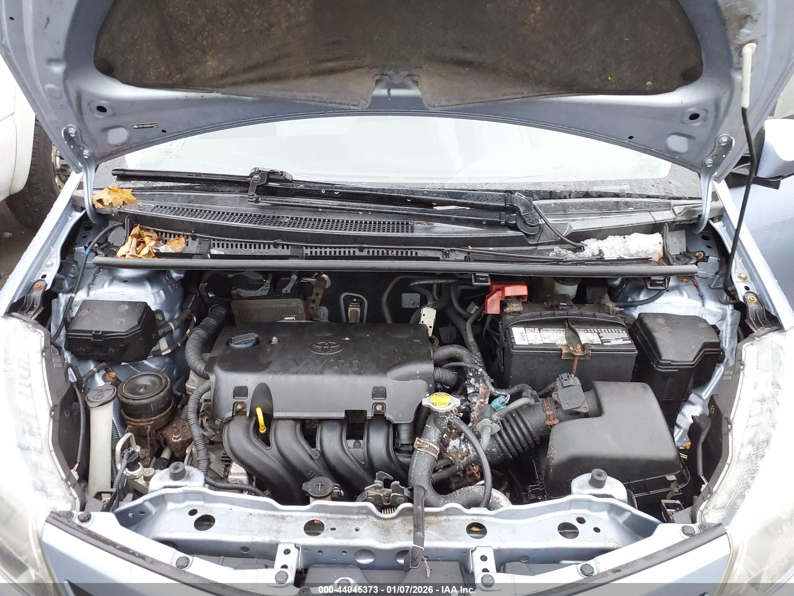 TOYOTA YARIS image 10