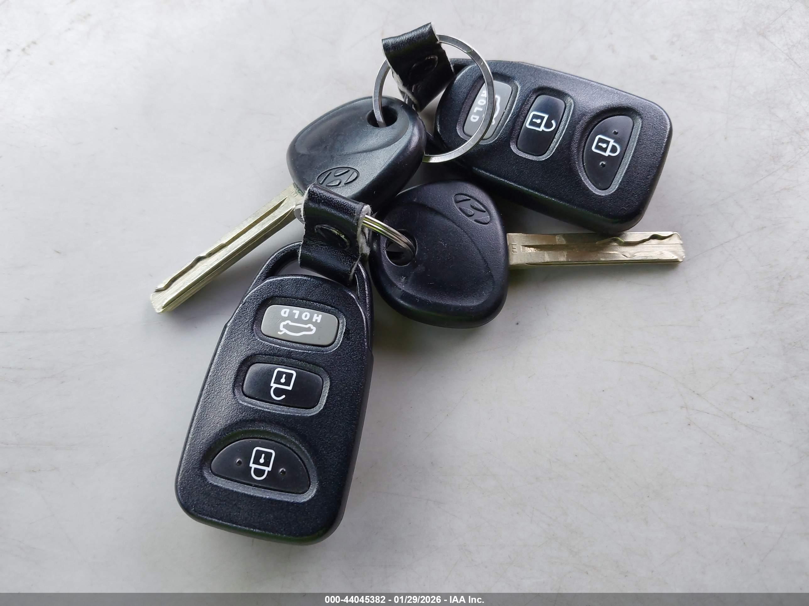 HYUNDAI SONATA image 11