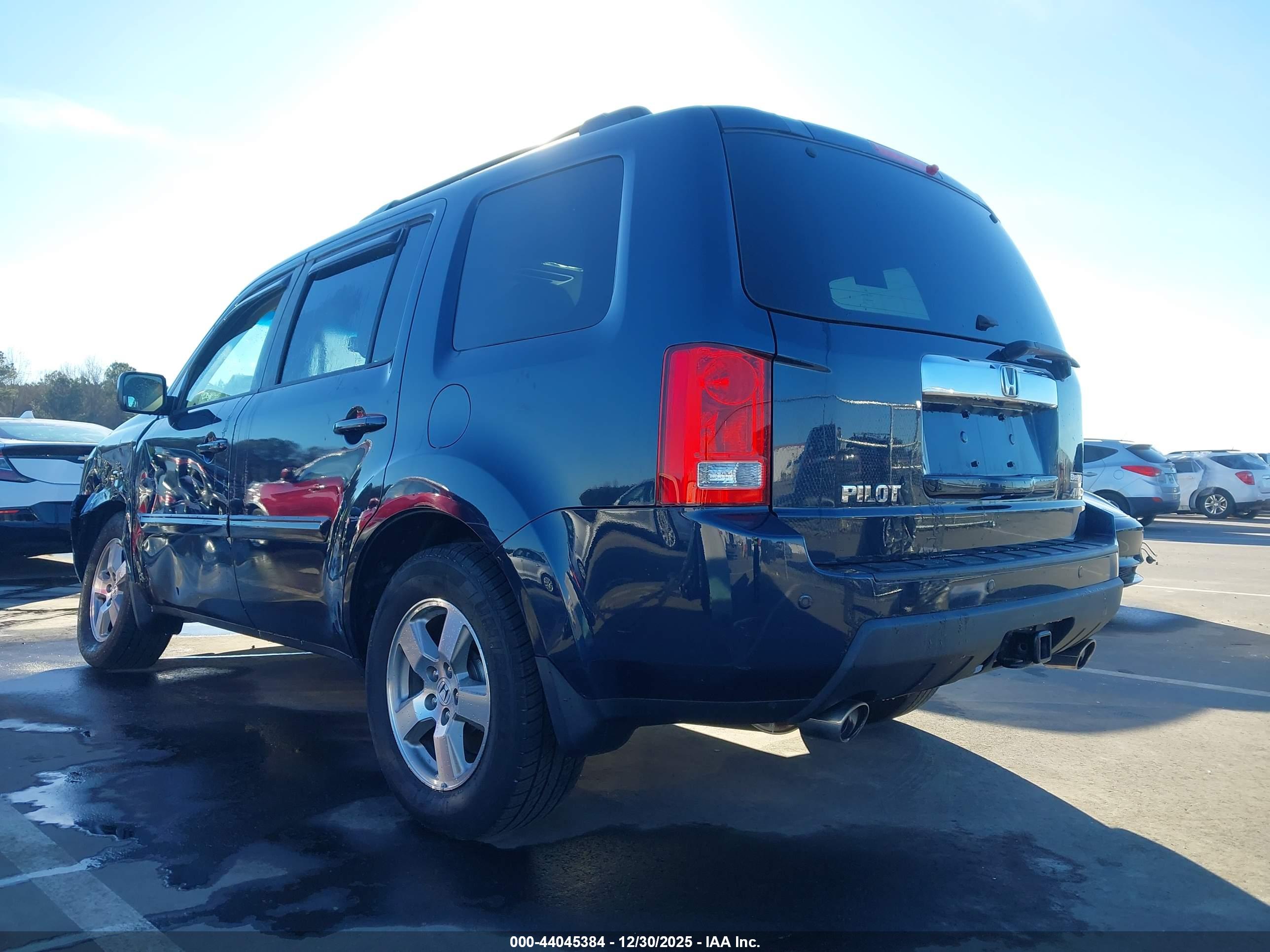 HONDA PILOT image 3