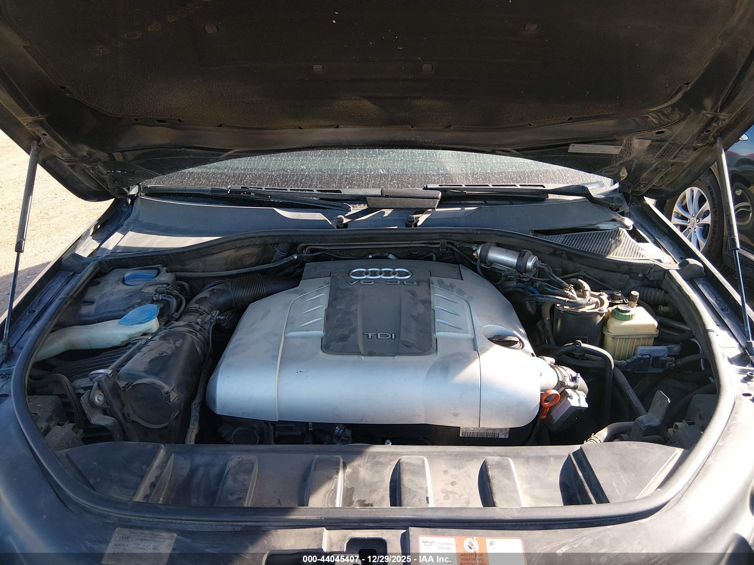 AUDI Q7 image 10
