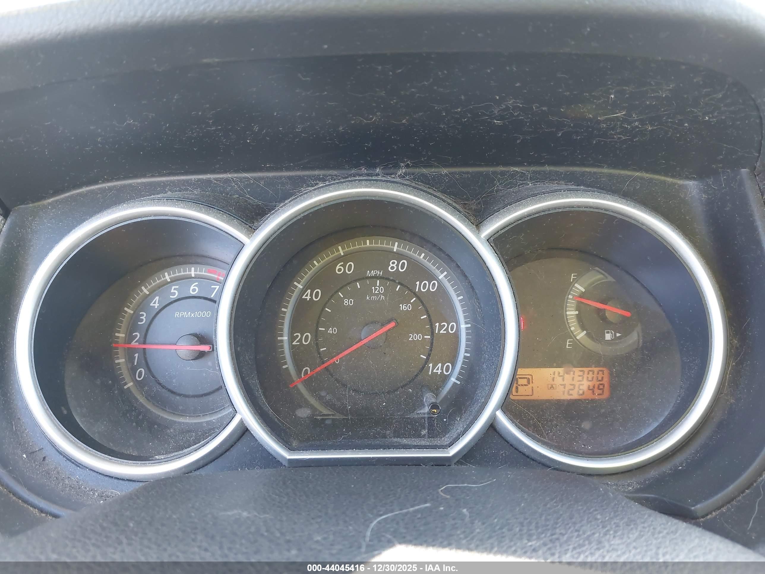 NISSAN VERSA image 7