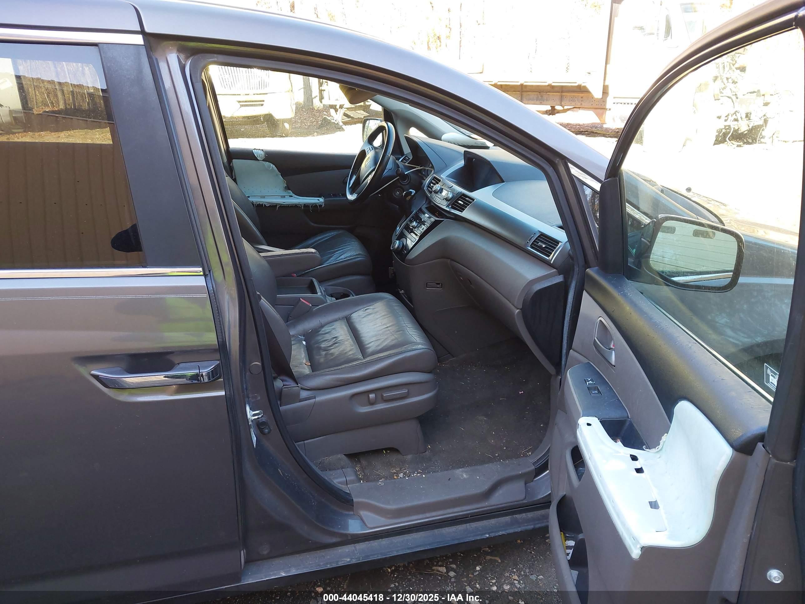 HONDA ODYSSEY image 5