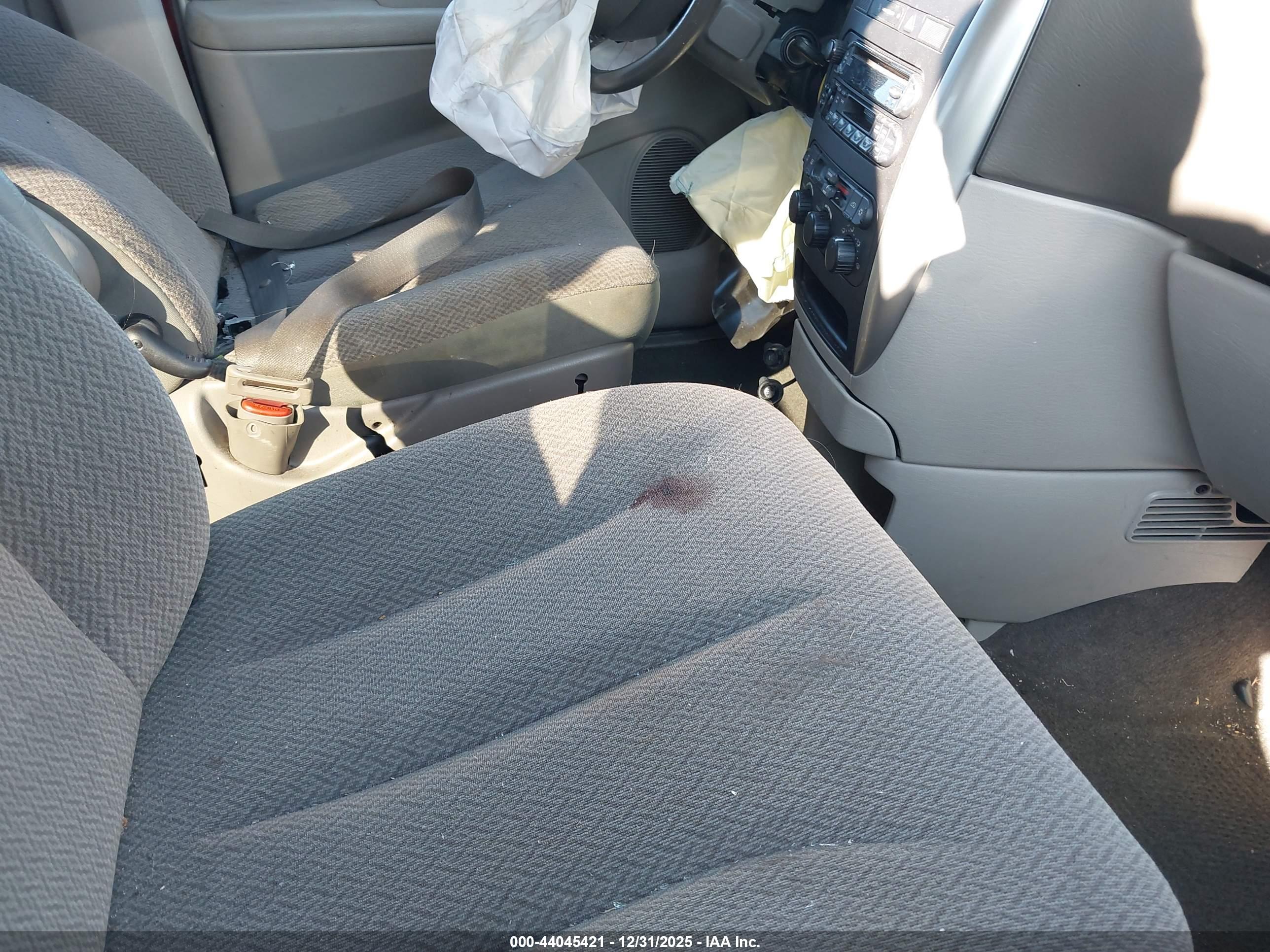 CHRYSLER TOWN image 5