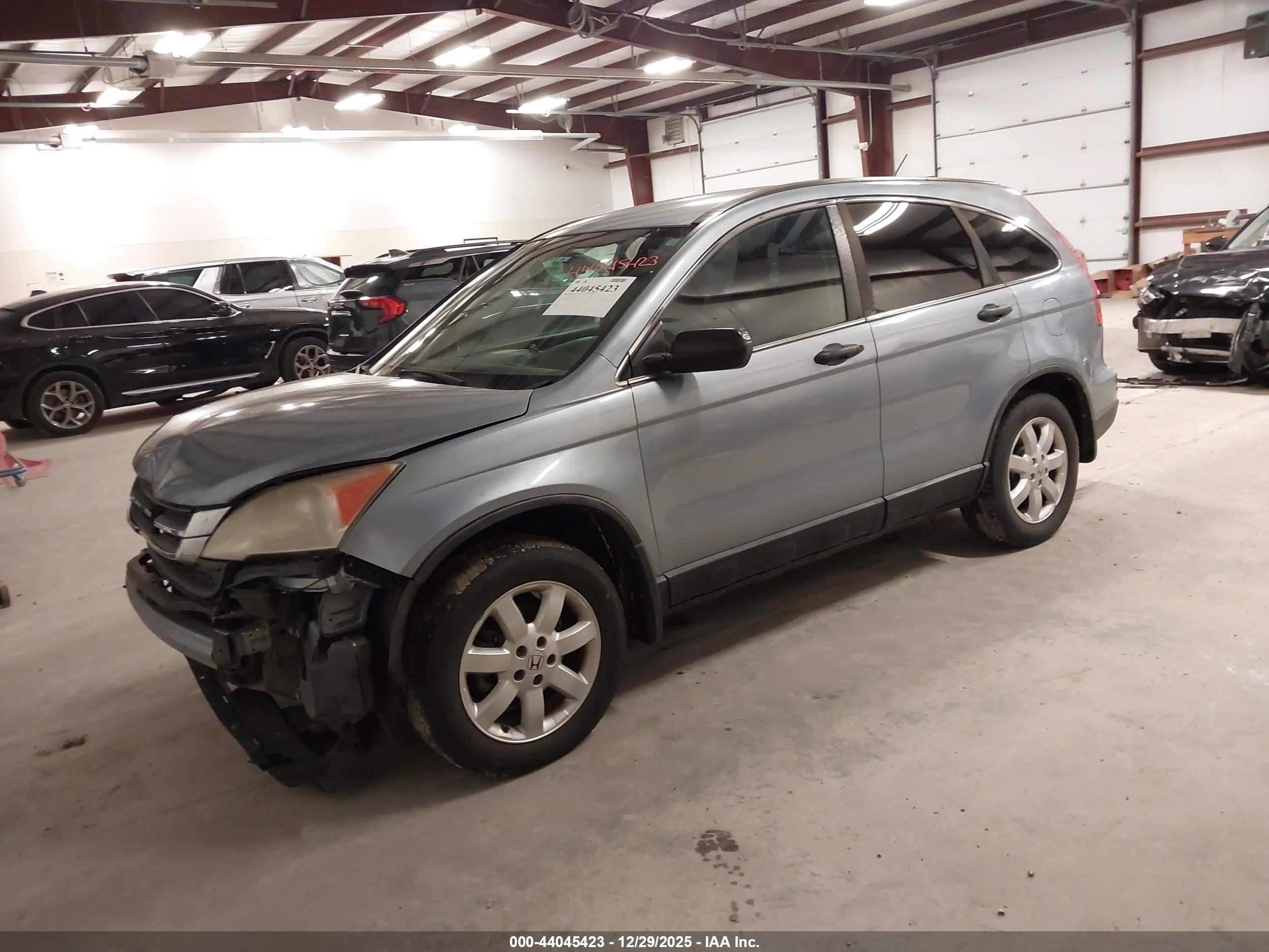 HONDA CR-V image 2