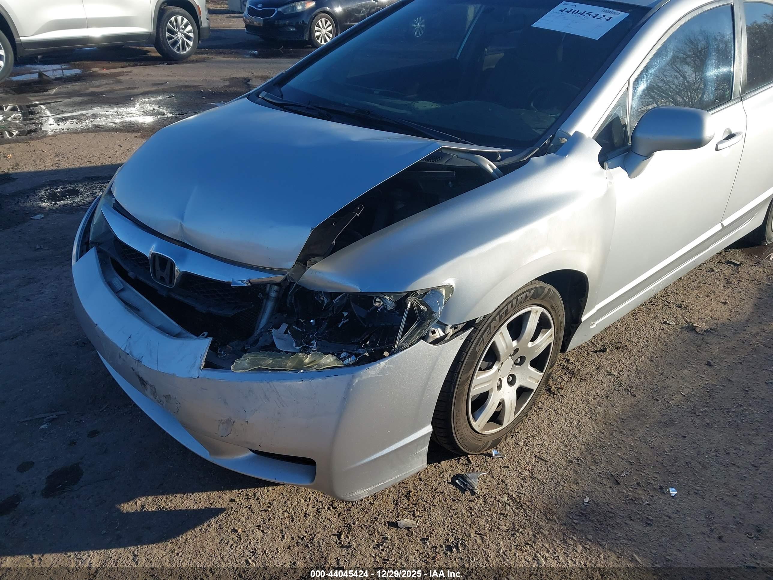 HONDA CIVIC image 6
