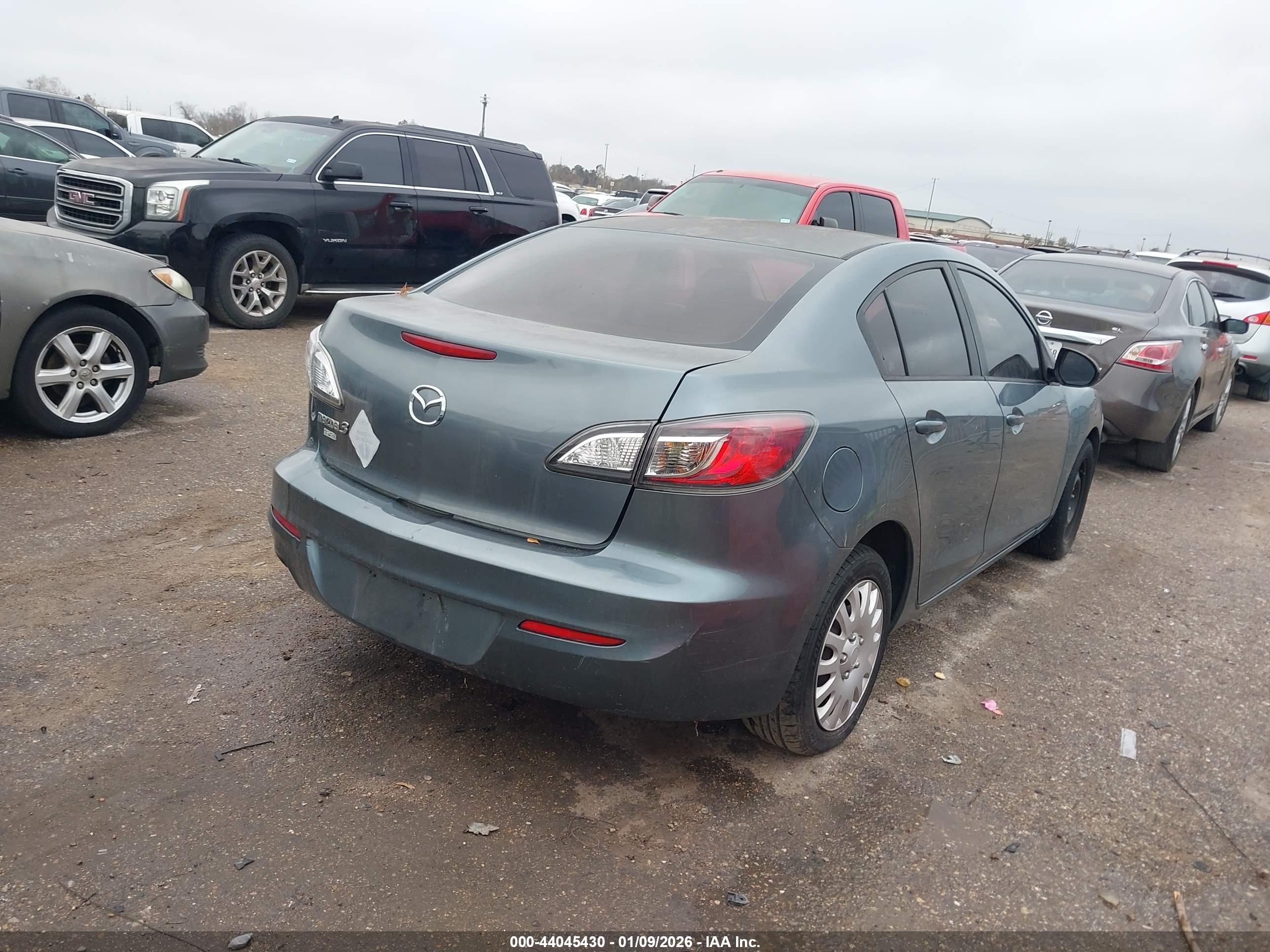 MAZDA MAZDA3 image 4