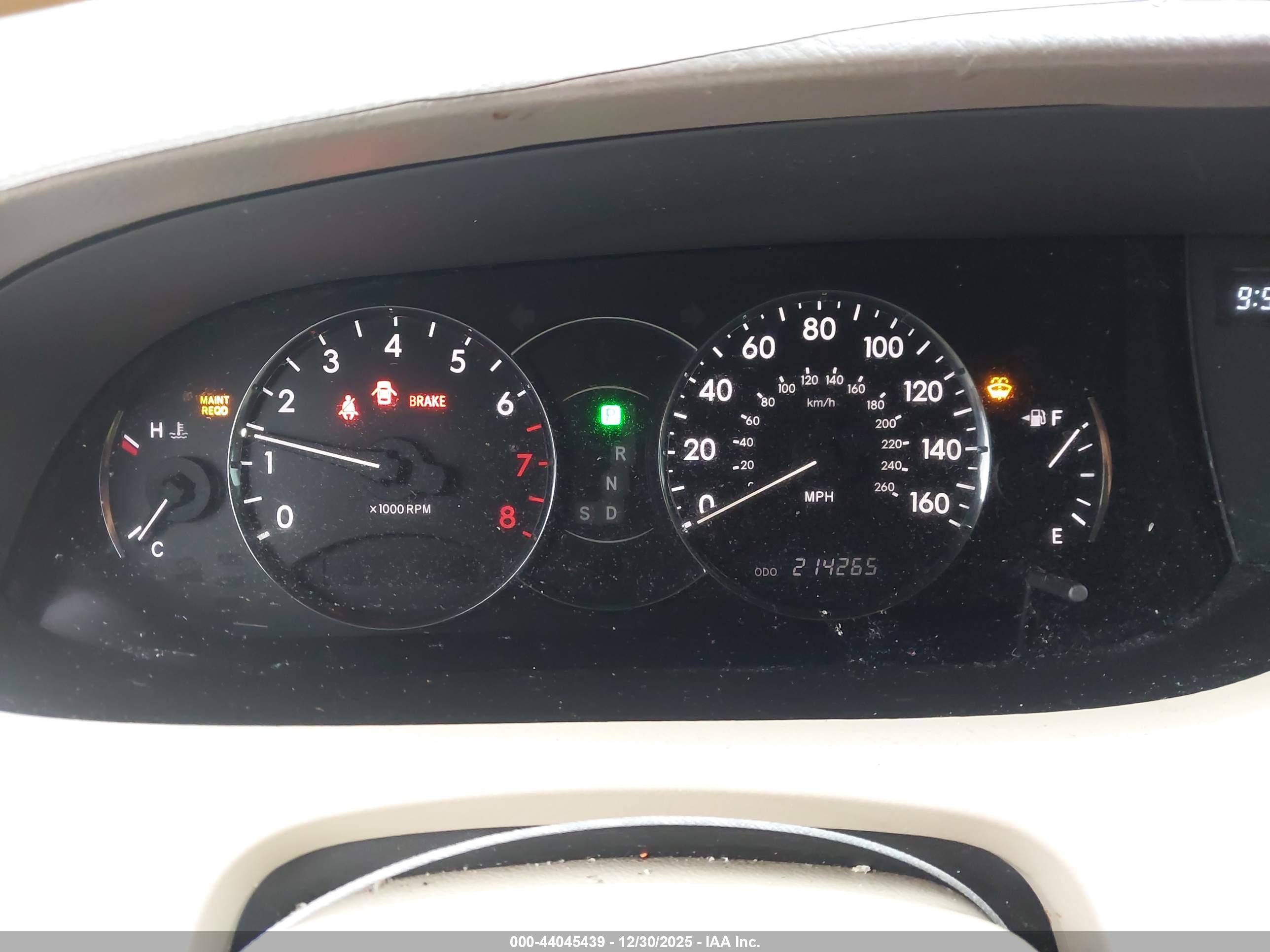 TOYOTA AVALON image 7