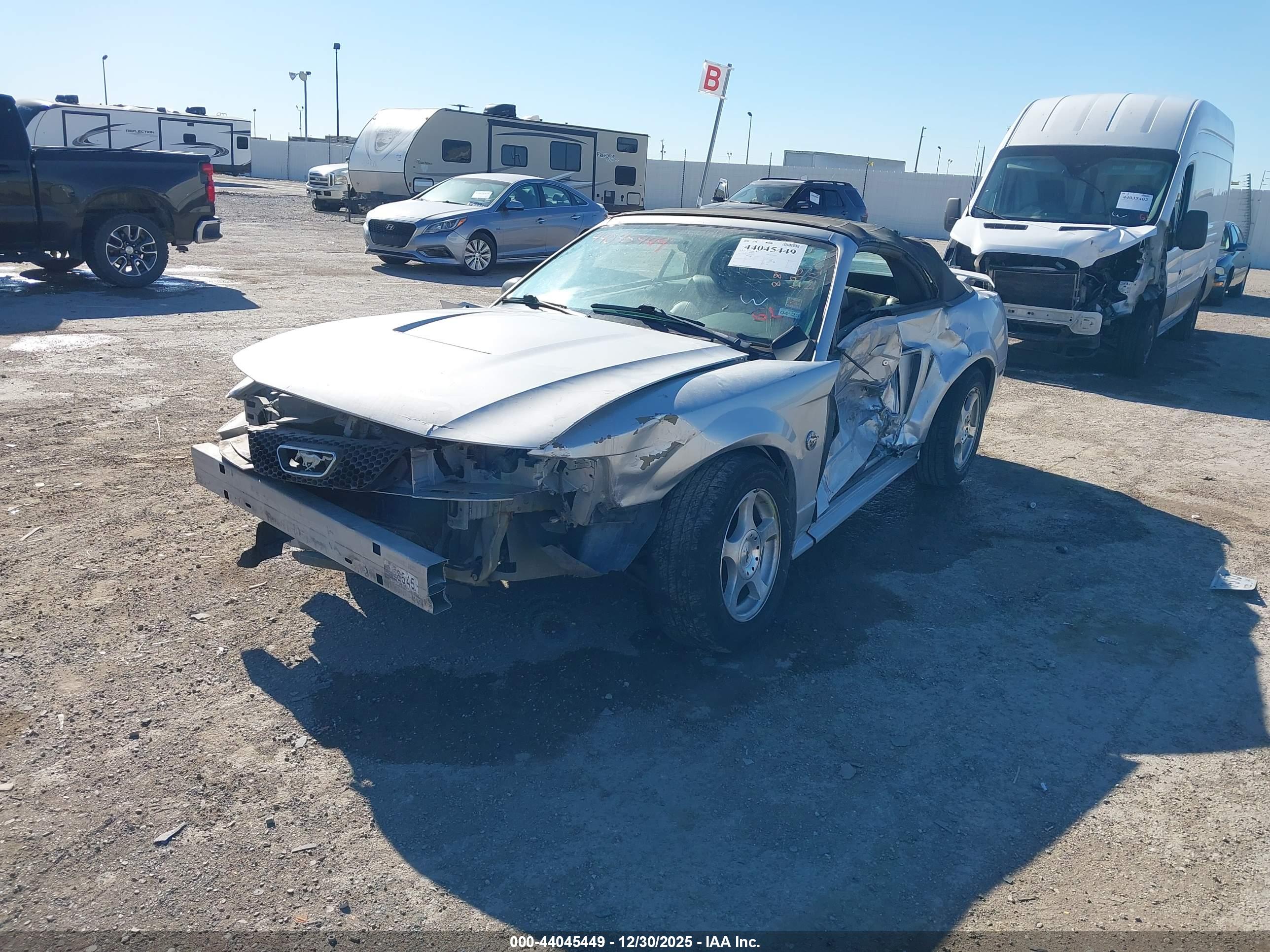 FORD MUSTANG image 2