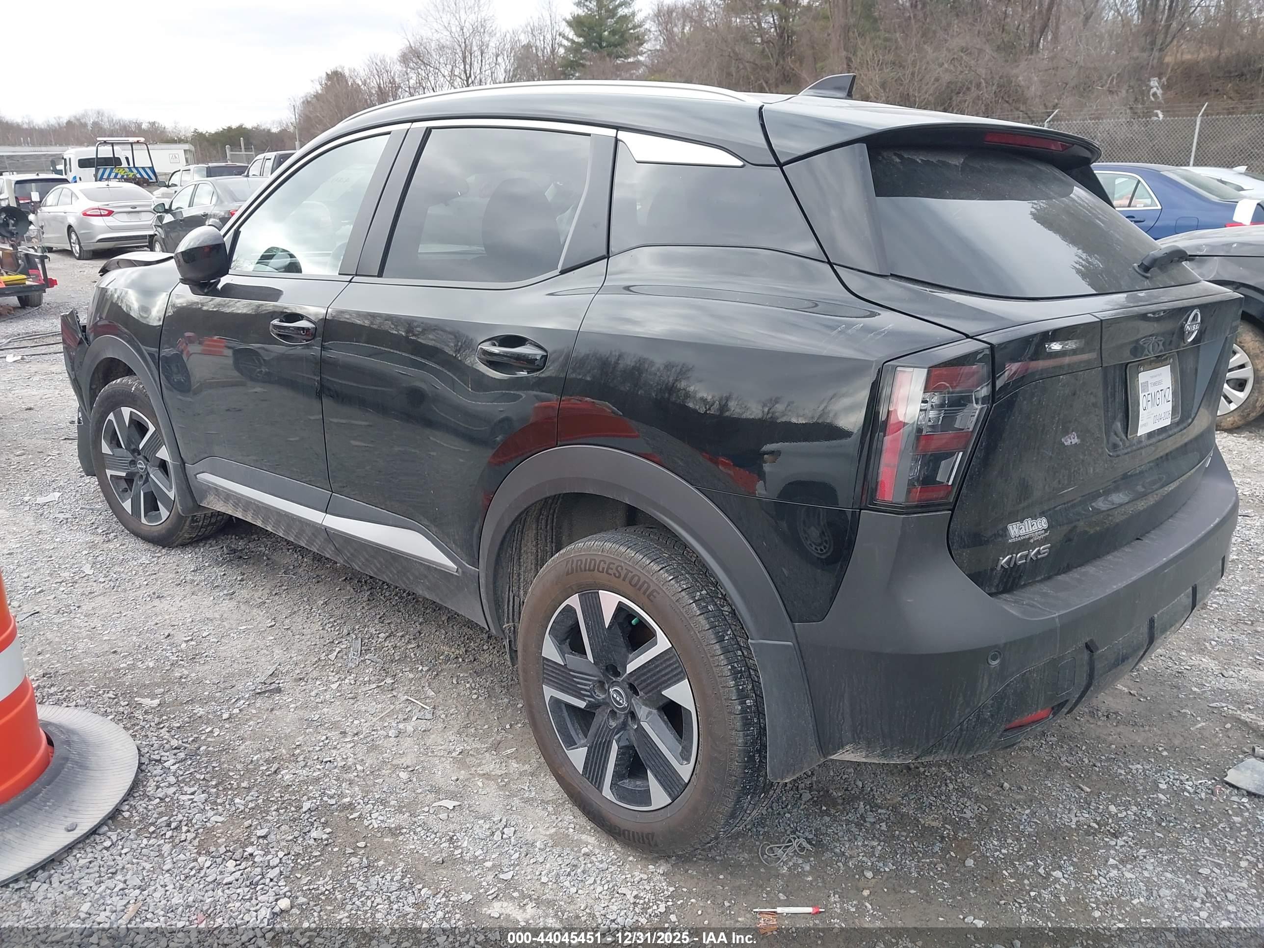 NISSAN KICKS image 3