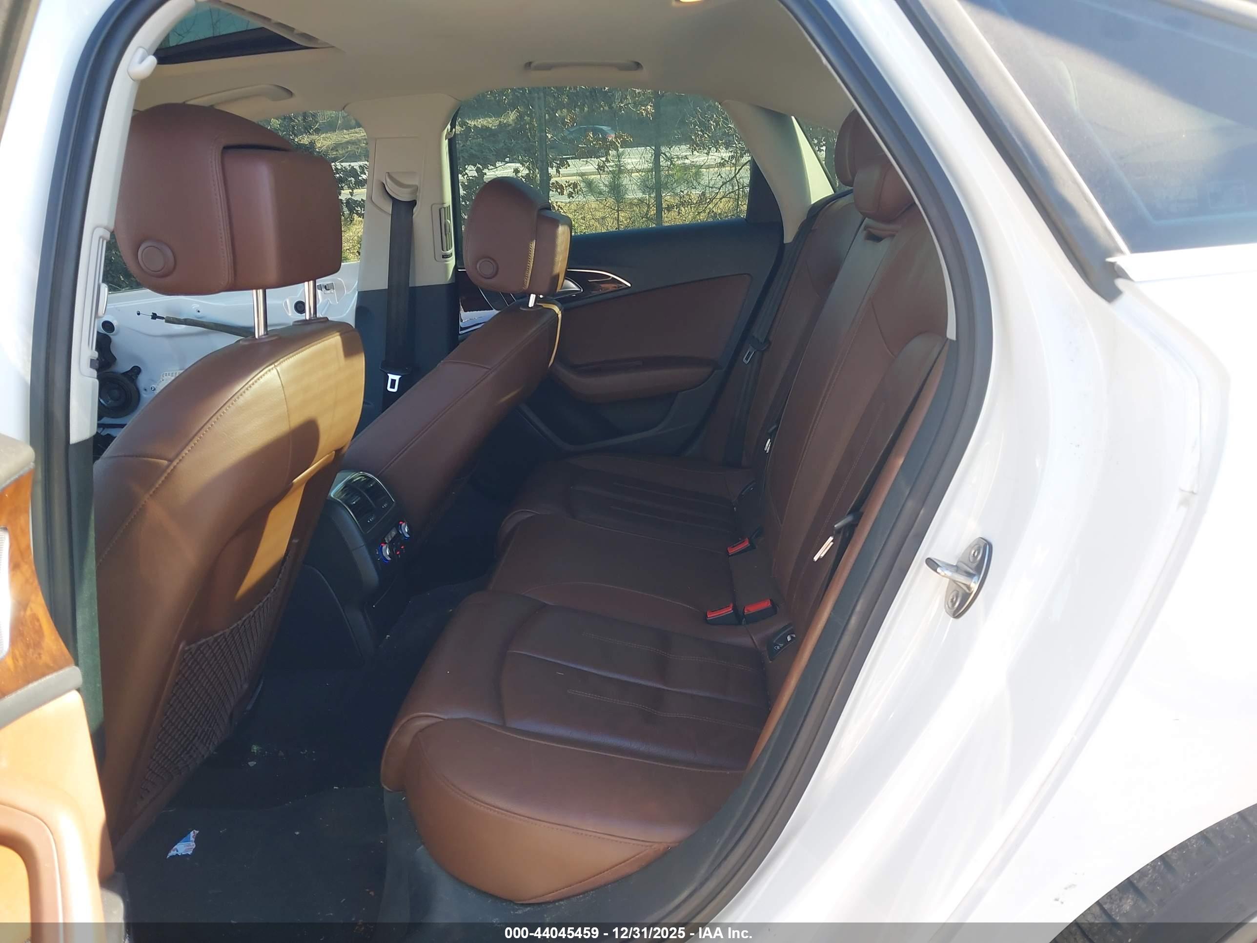 AUDI A6 image 8