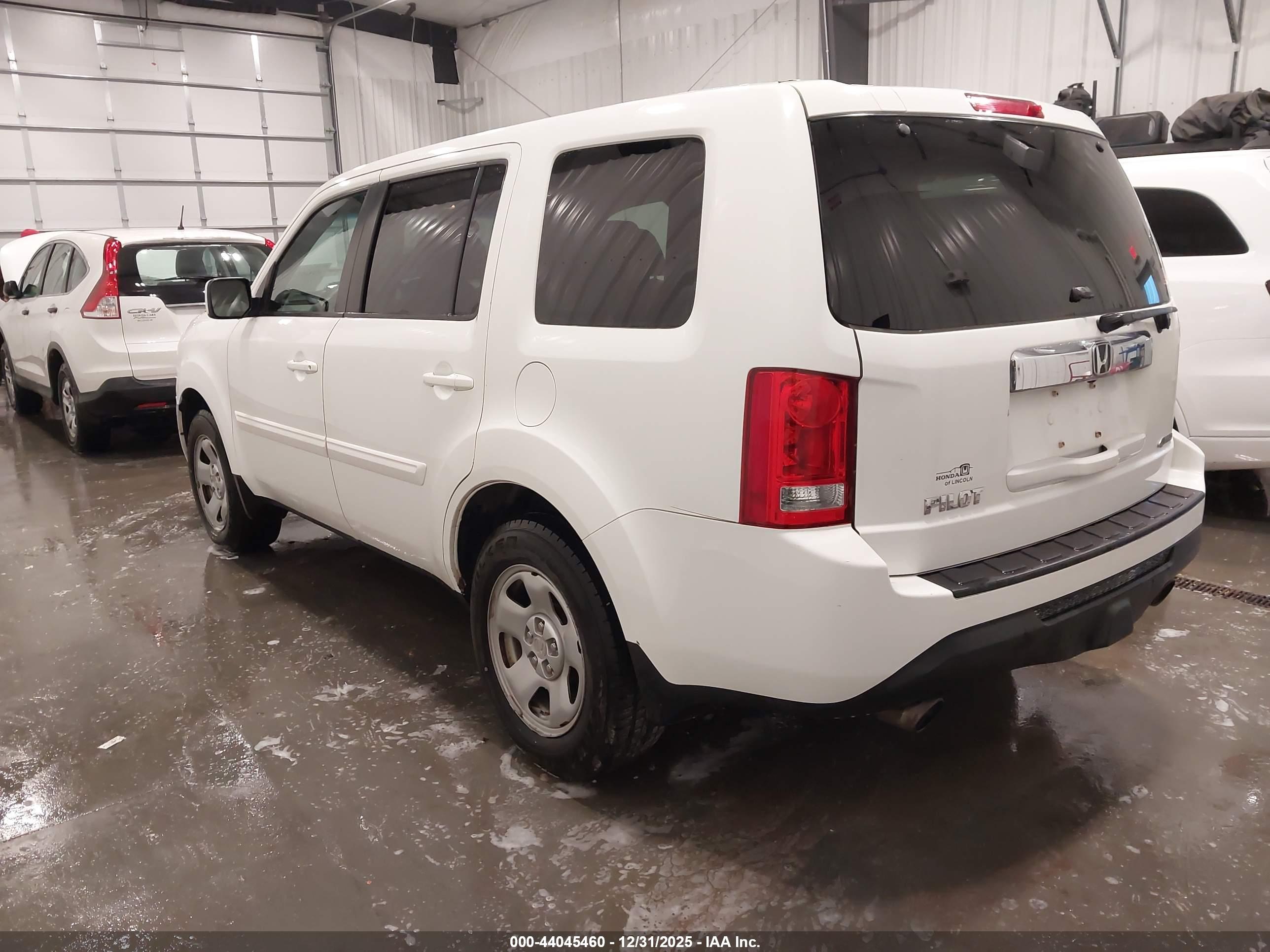 HONDA PILOT image 3