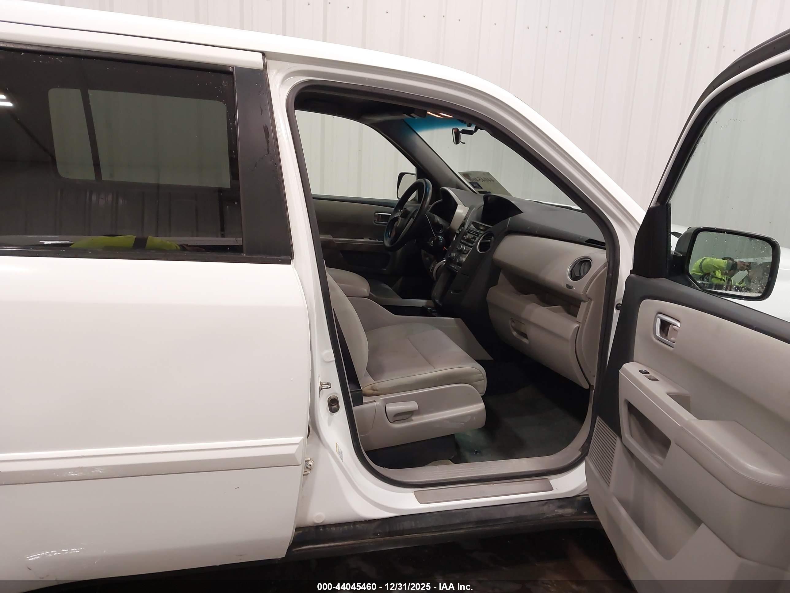 HONDA PILOT image 5