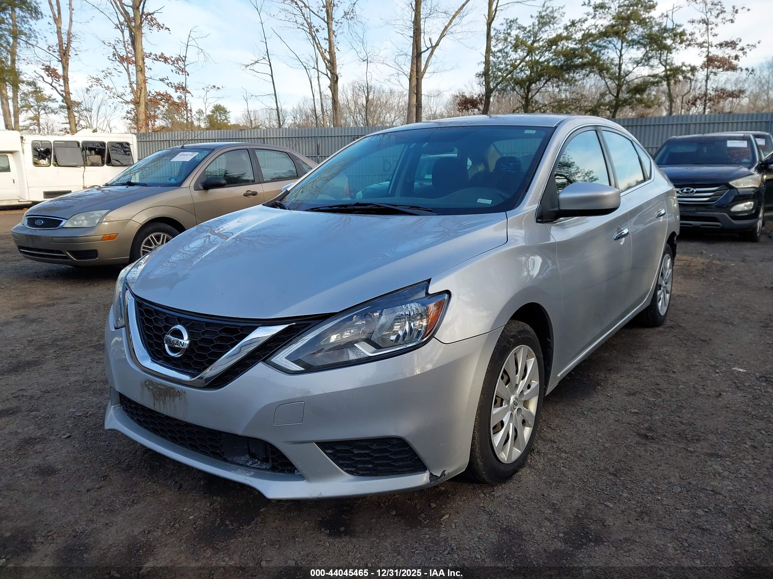 NISSAN SENTRA image 2