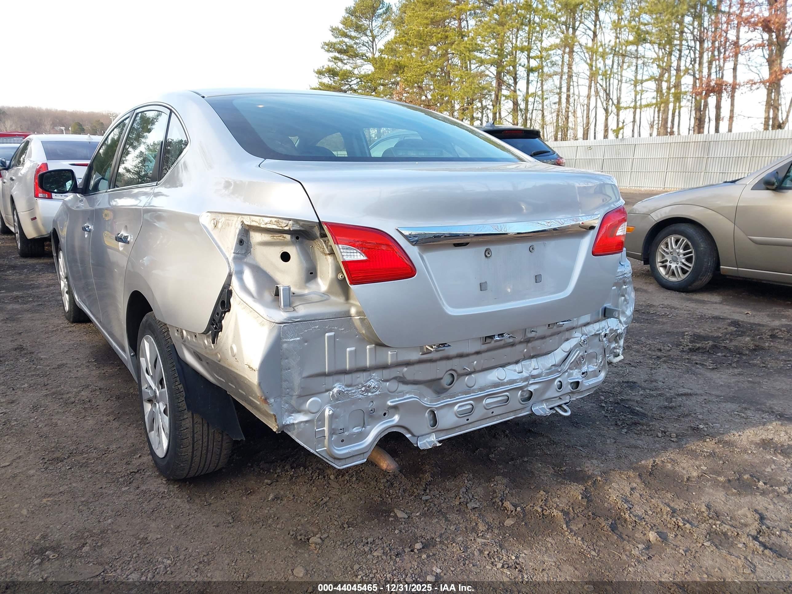 NISSAN SENTRA image 6