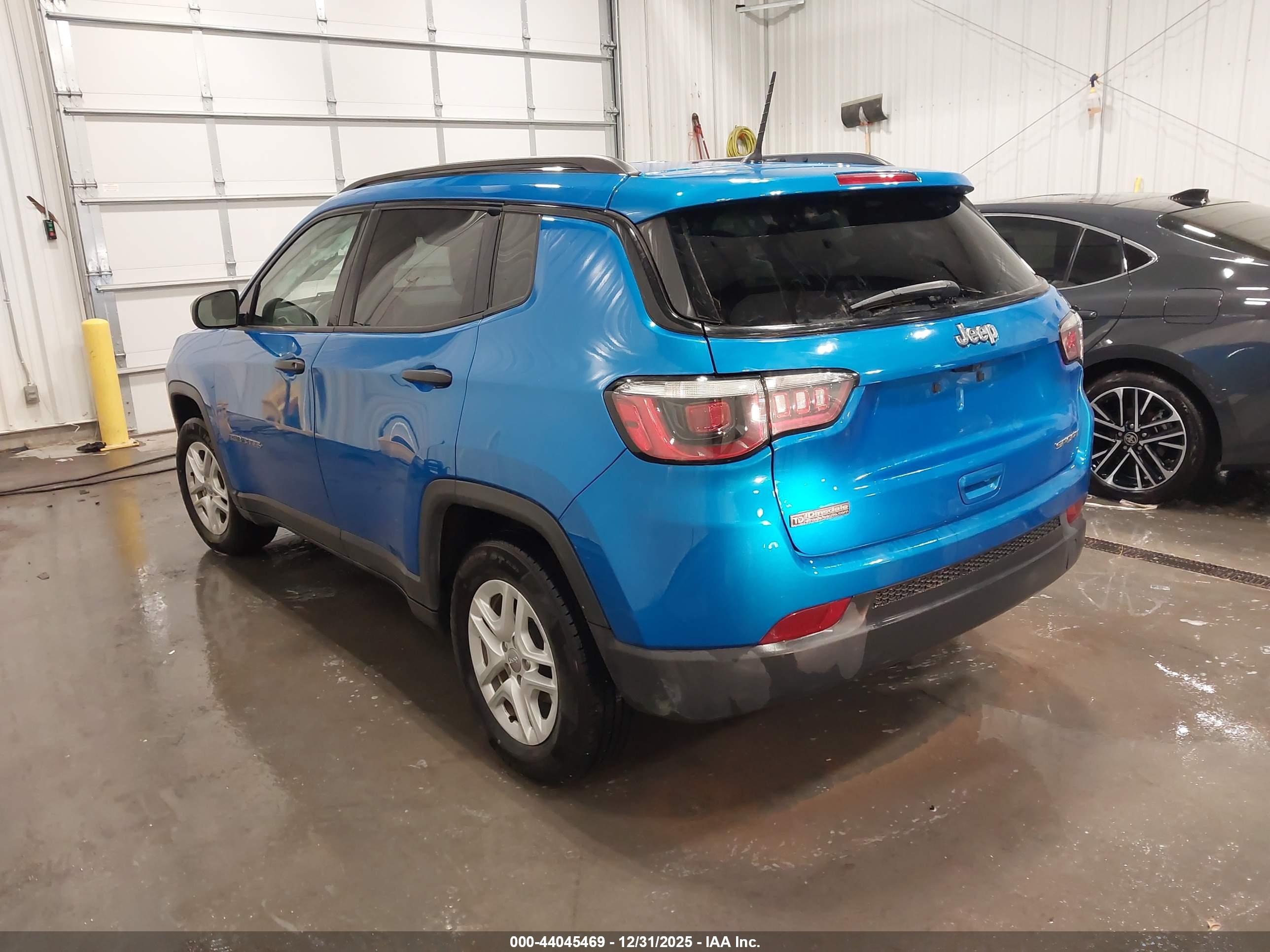 JEEP COMPASS image 3
