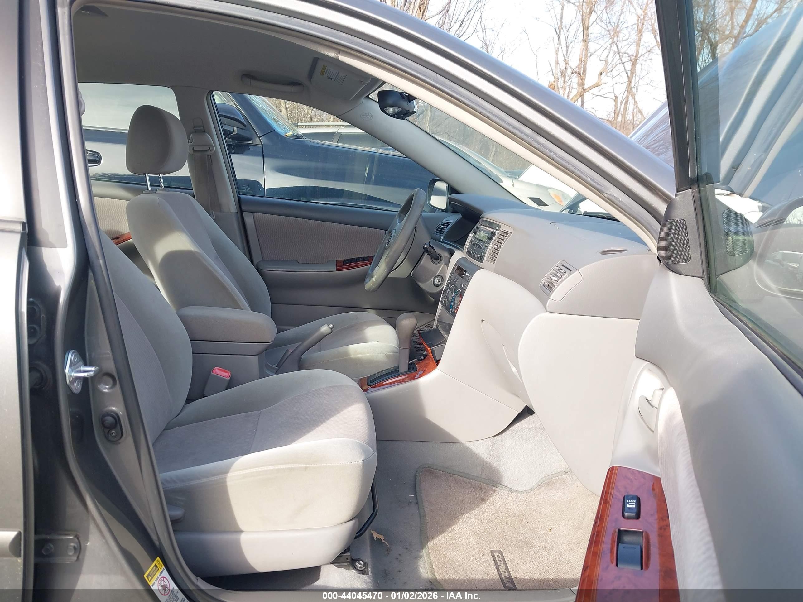 TOYOTA COROLLA image 5