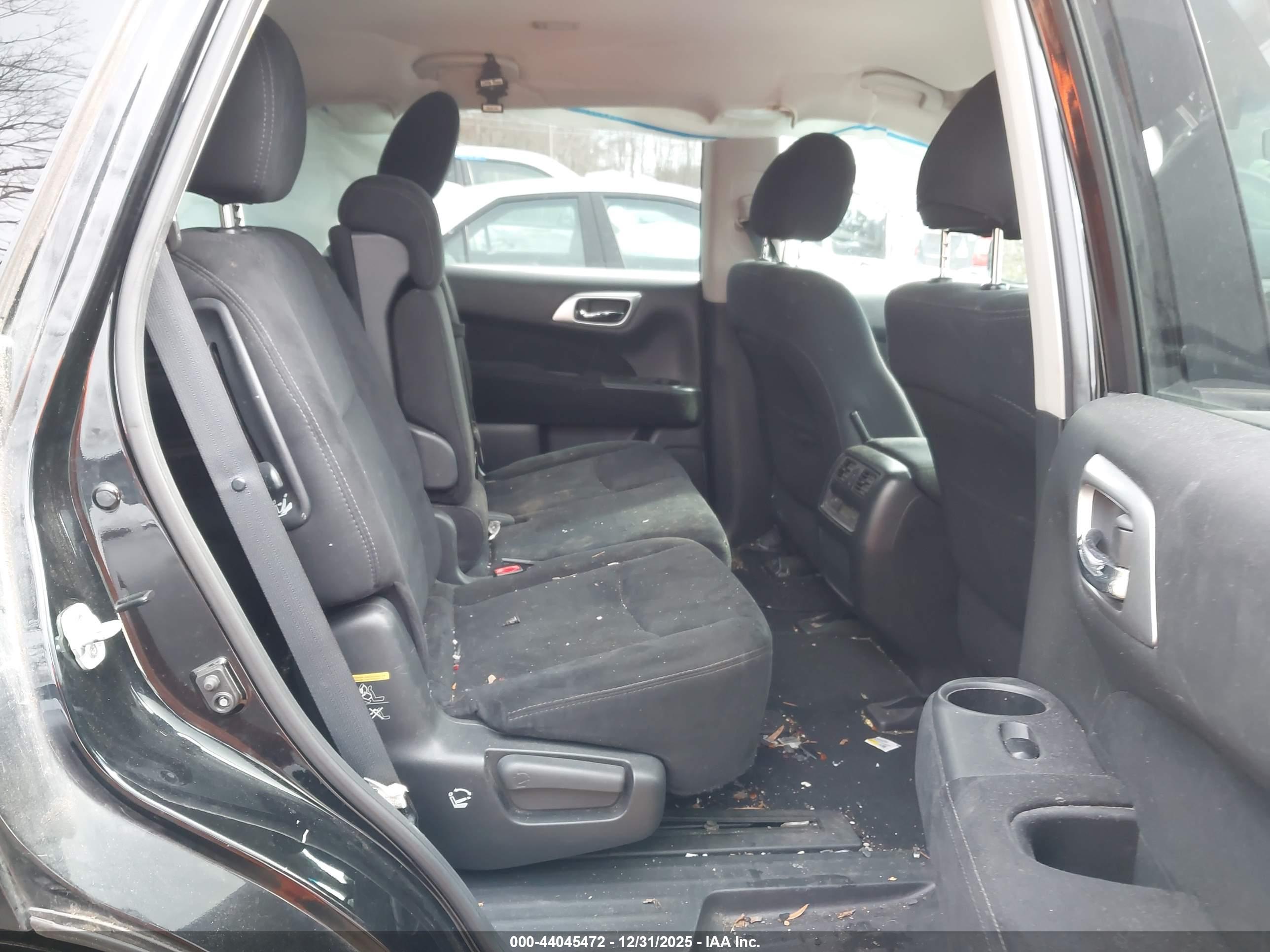 NISSAN PATHFINDER image 8