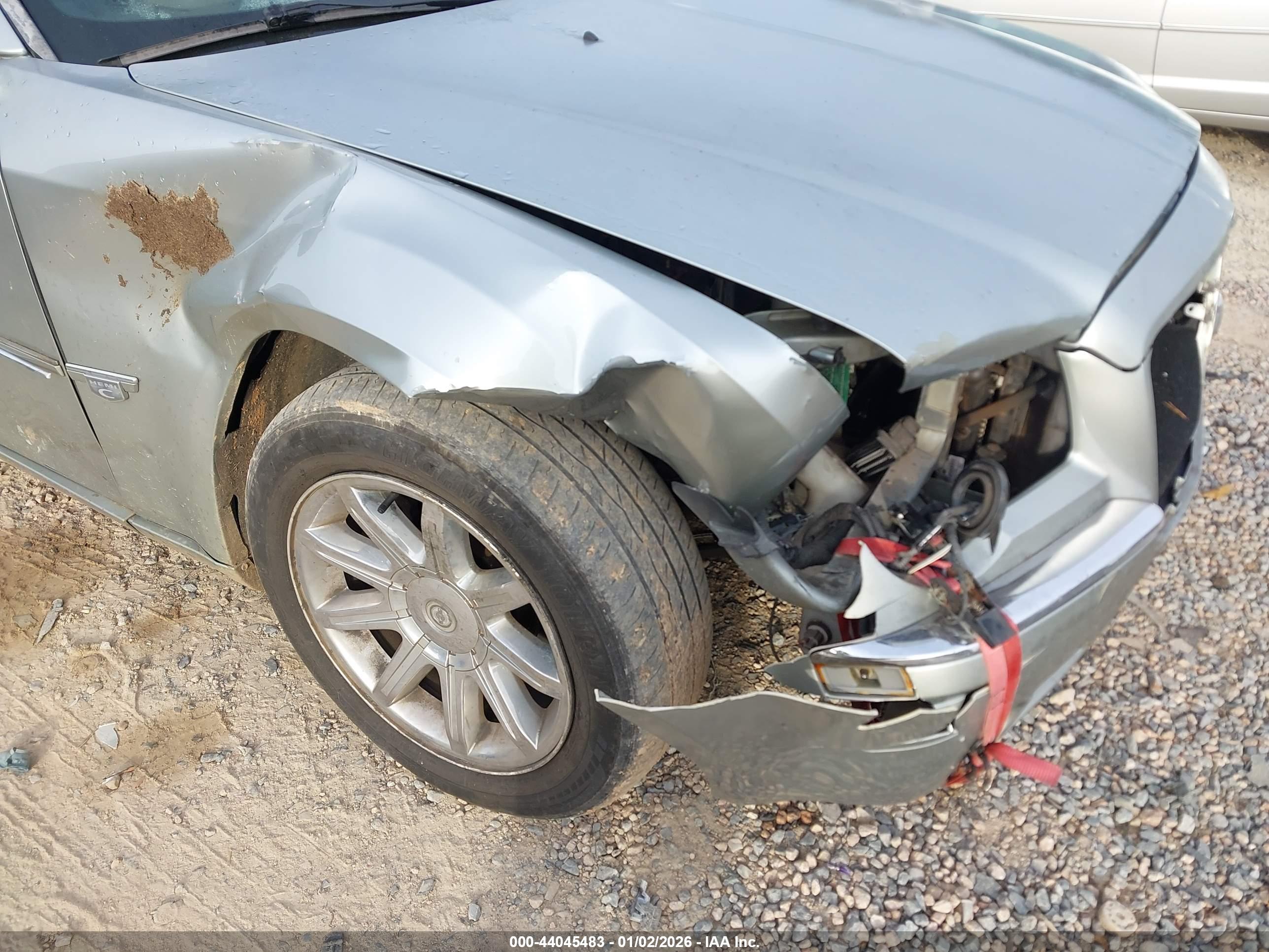 CHRYSLER 300C image 6