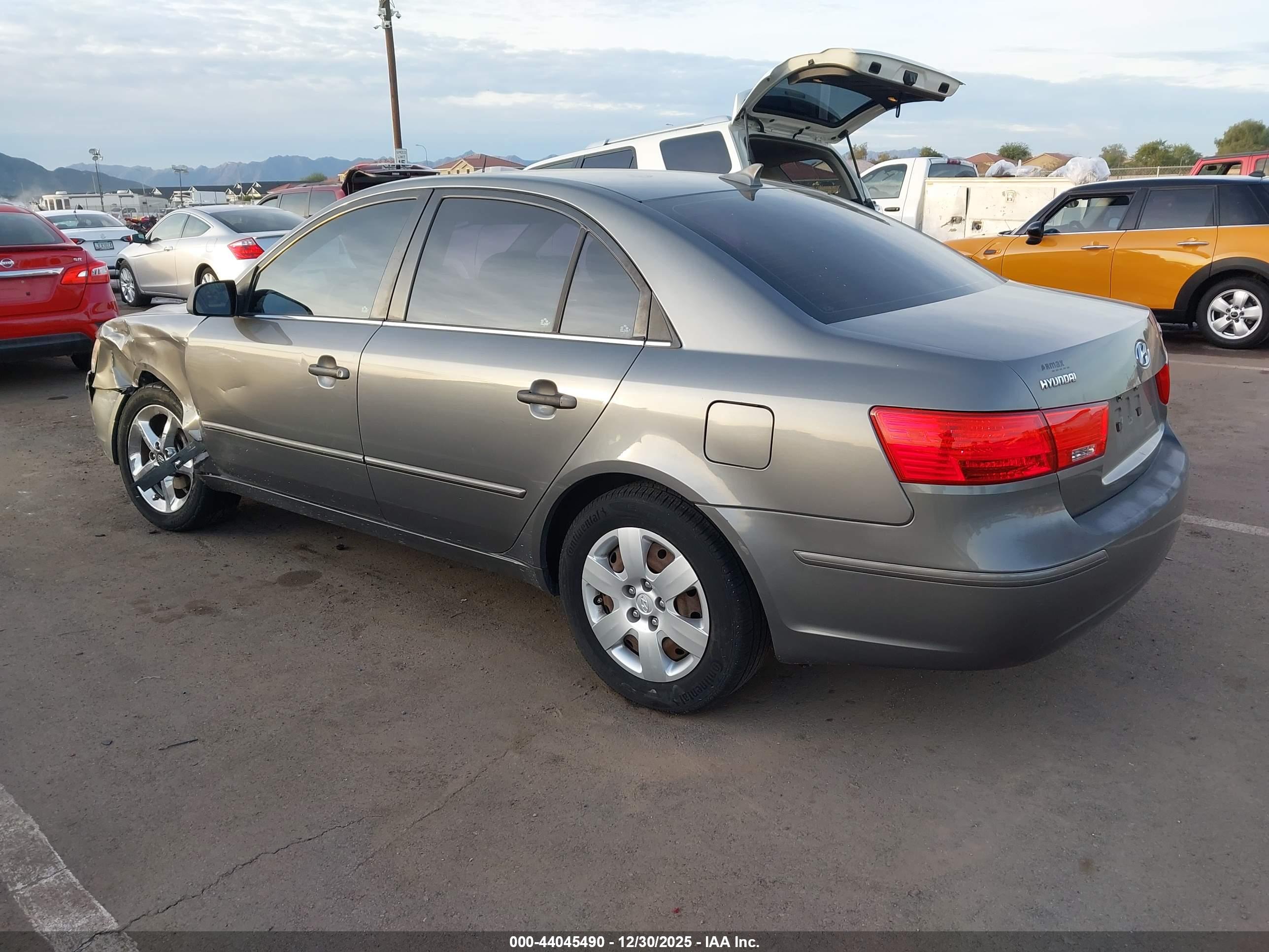 HYUNDAI SONATA image 3