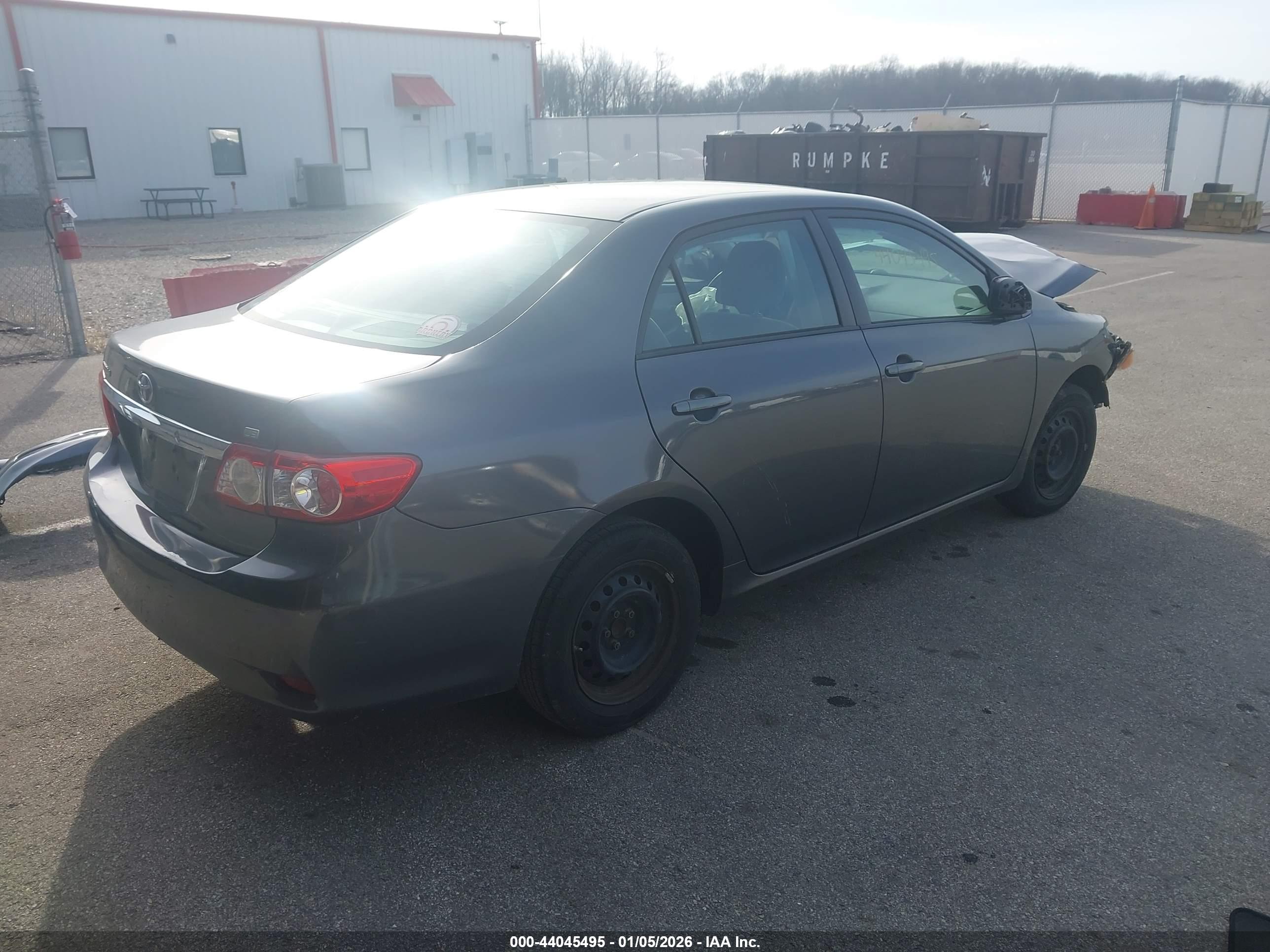 TOYOTA COROLLA image 4
