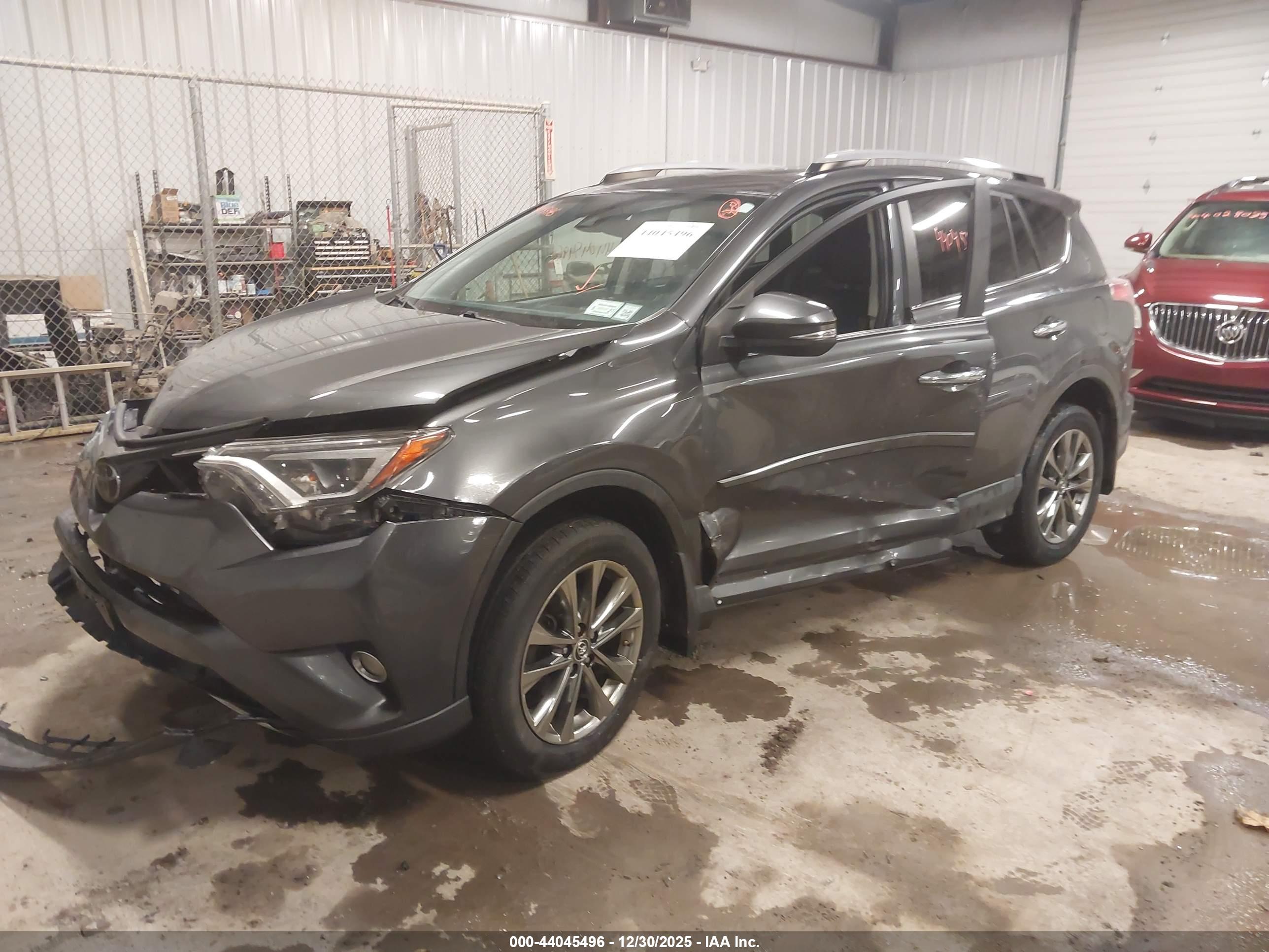 TOYOTA RAV4 image 2