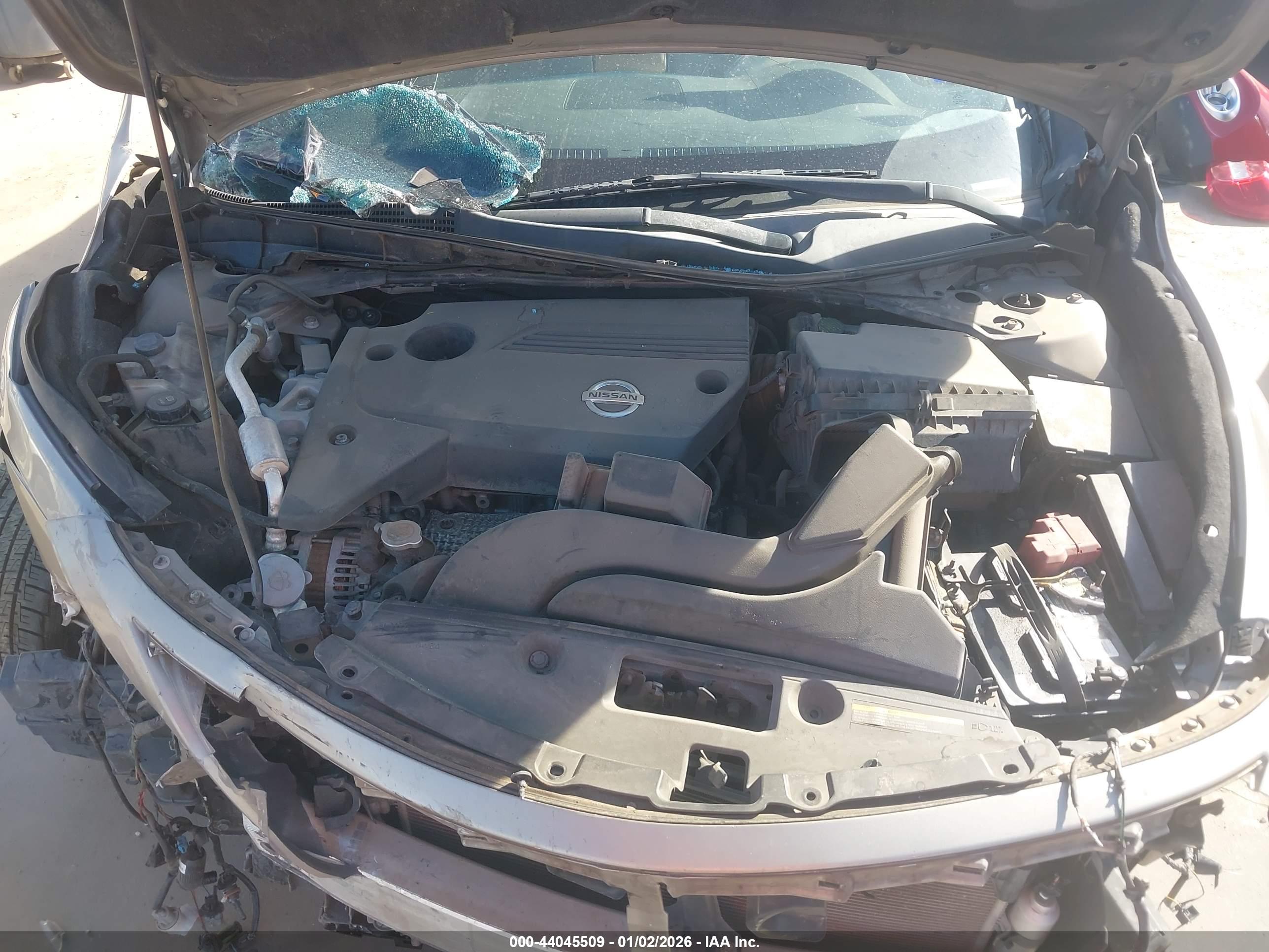 NISSAN ALTIMA image 10