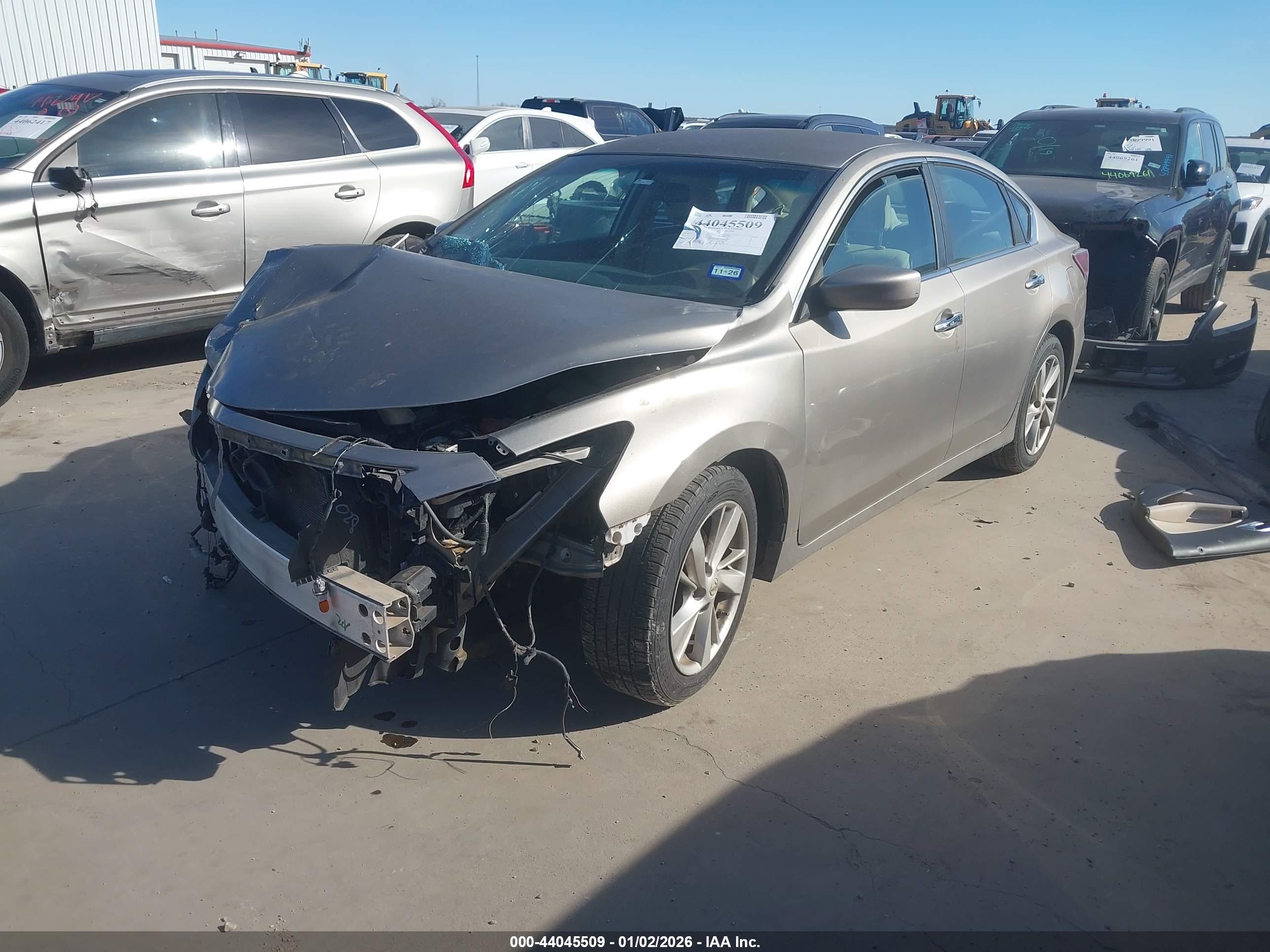 NISSAN ALTIMA image 2