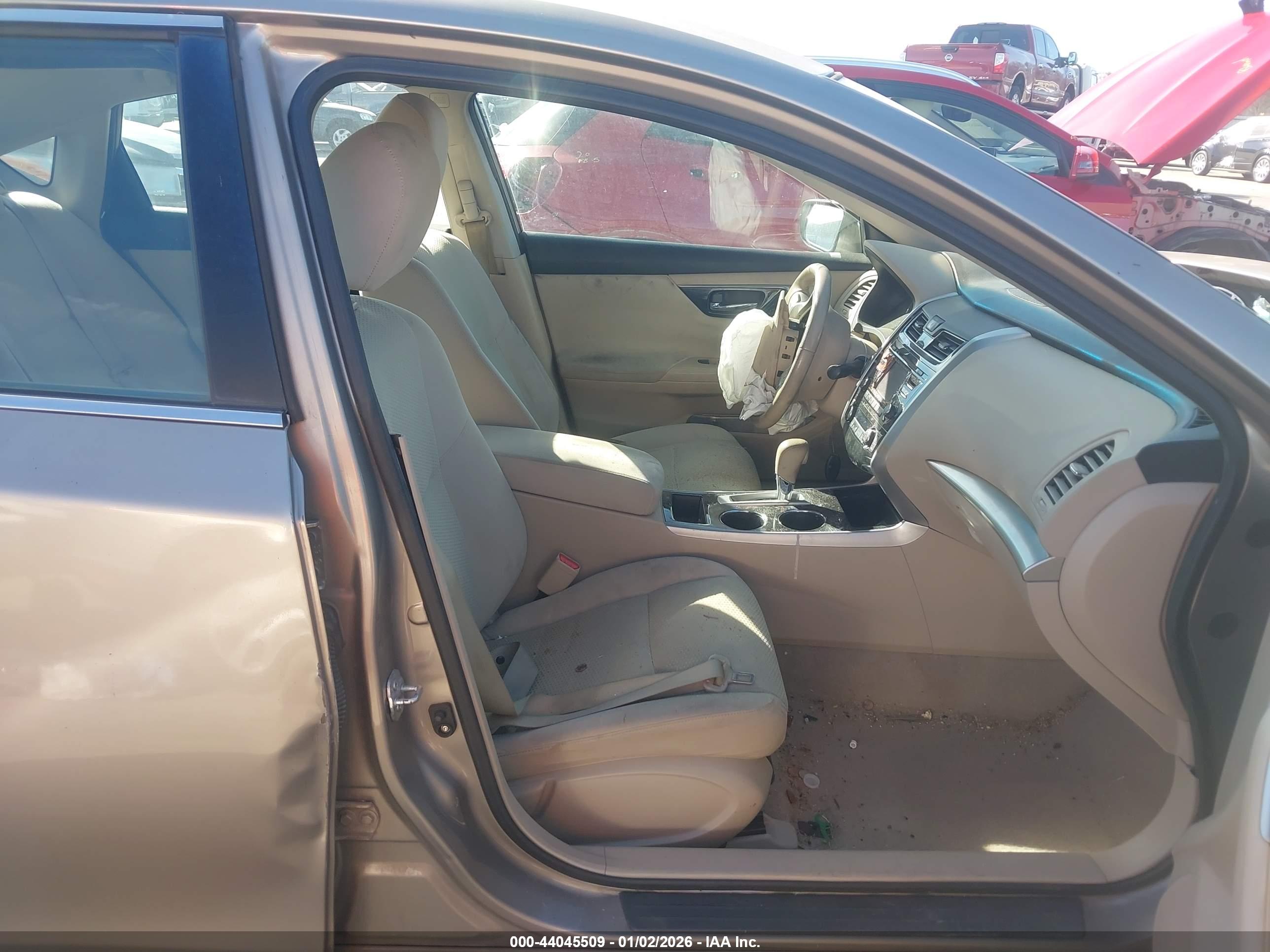NISSAN ALTIMA image 5