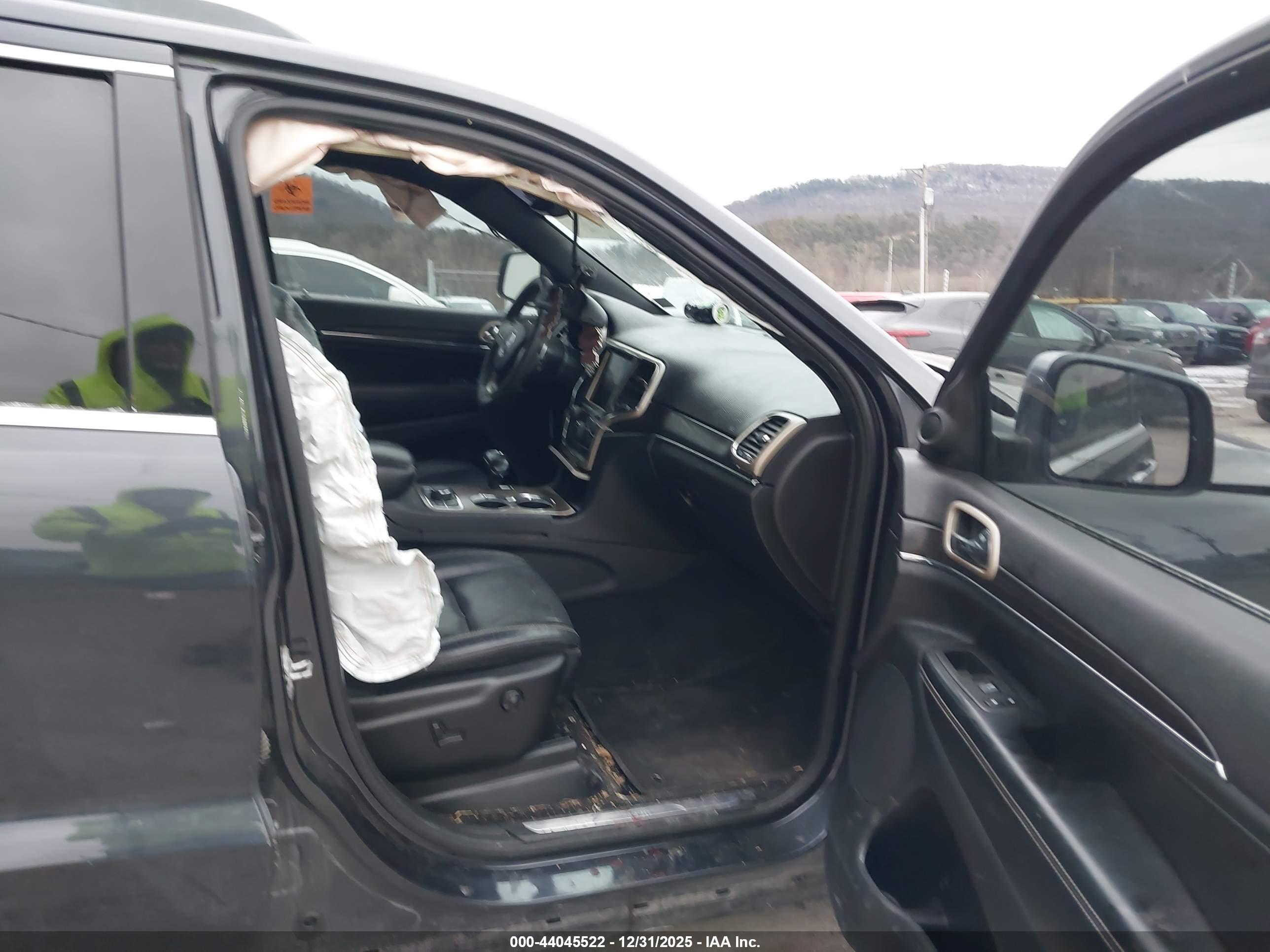 JEEP GRAND image 5