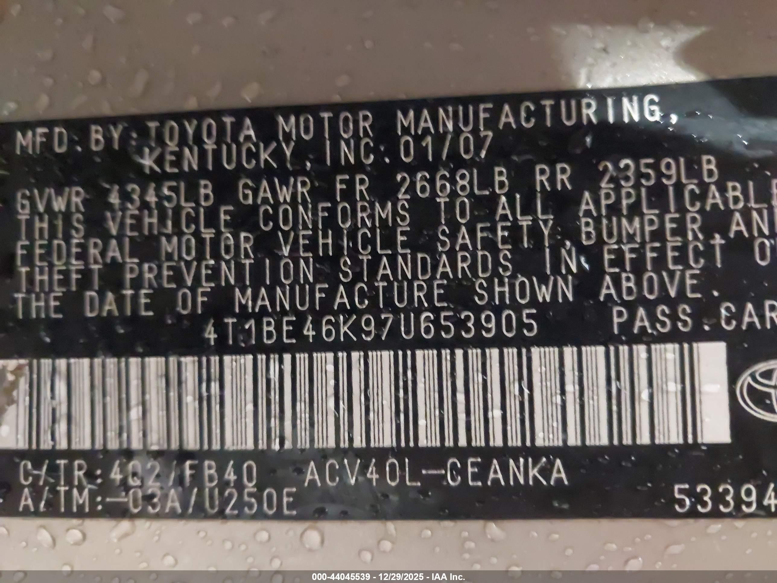 TOYOTA CAMRY image 9