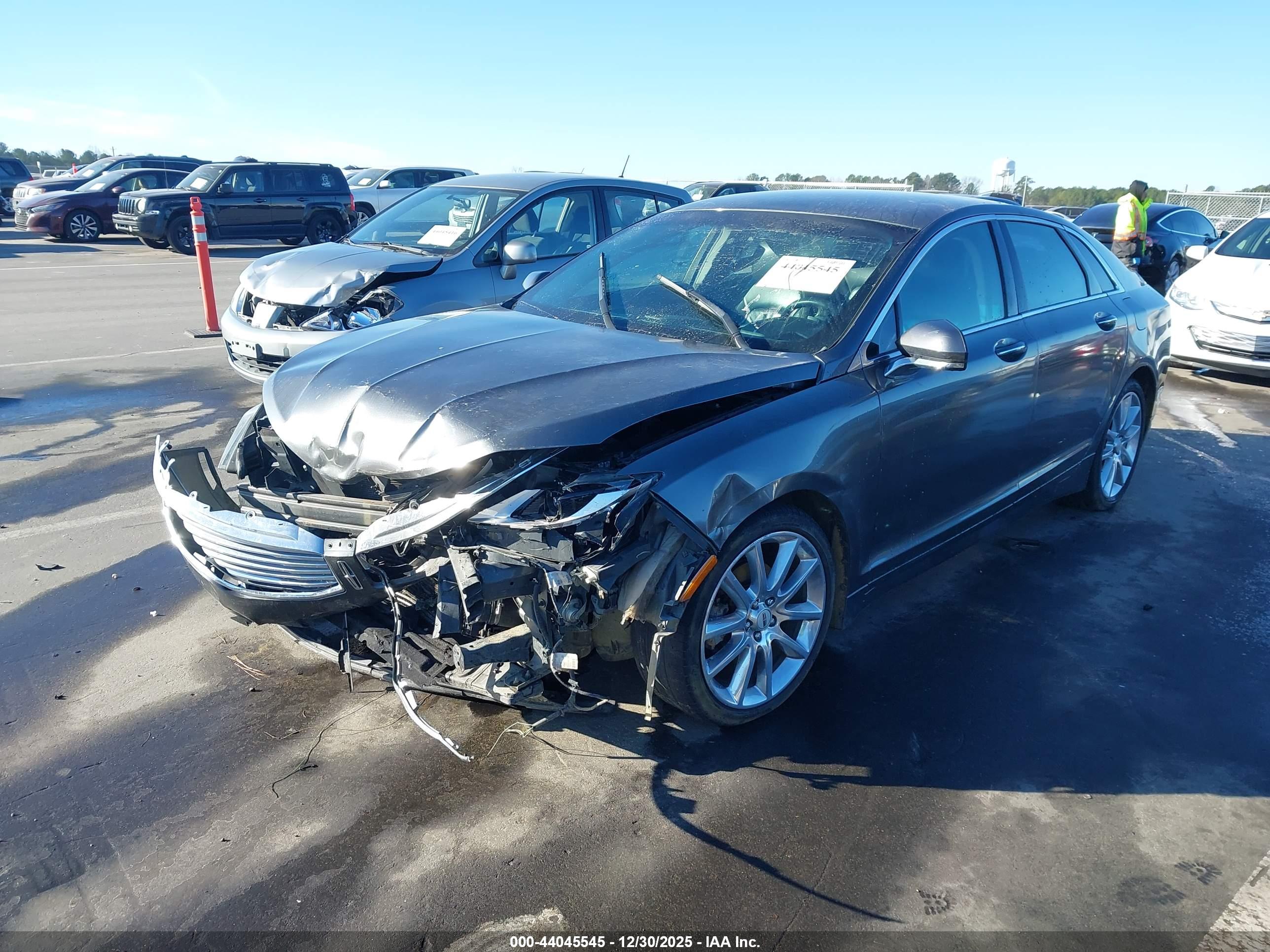LINCOLN MKZ image 2