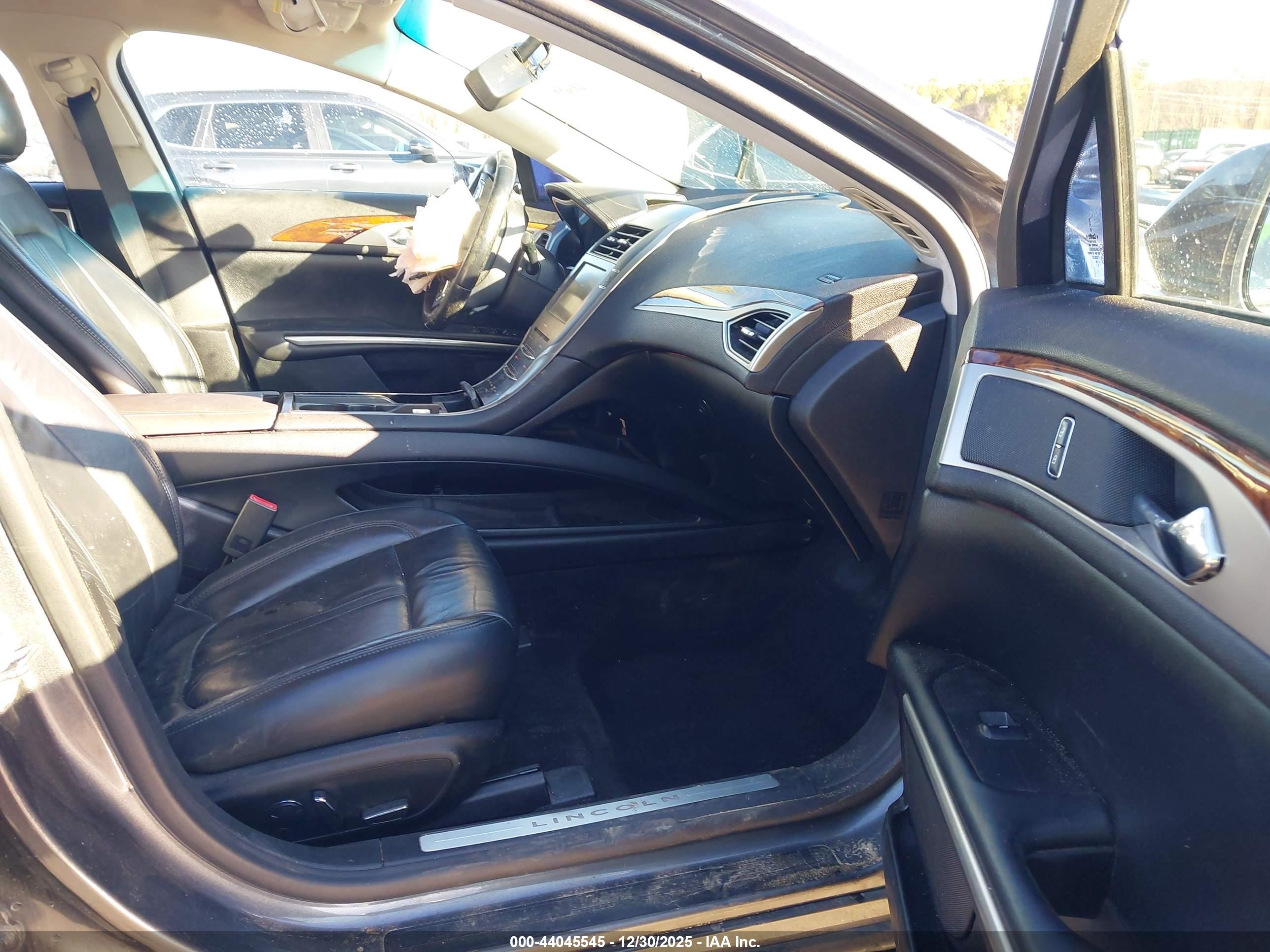 LINCOLN MKZ image 5